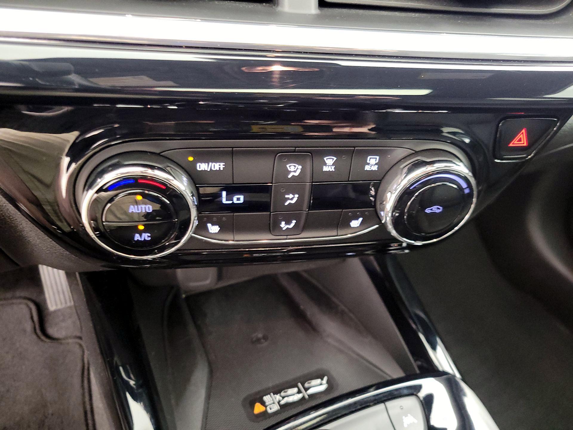 Thumbnail: 2025 Chevrolet Trax - 16
