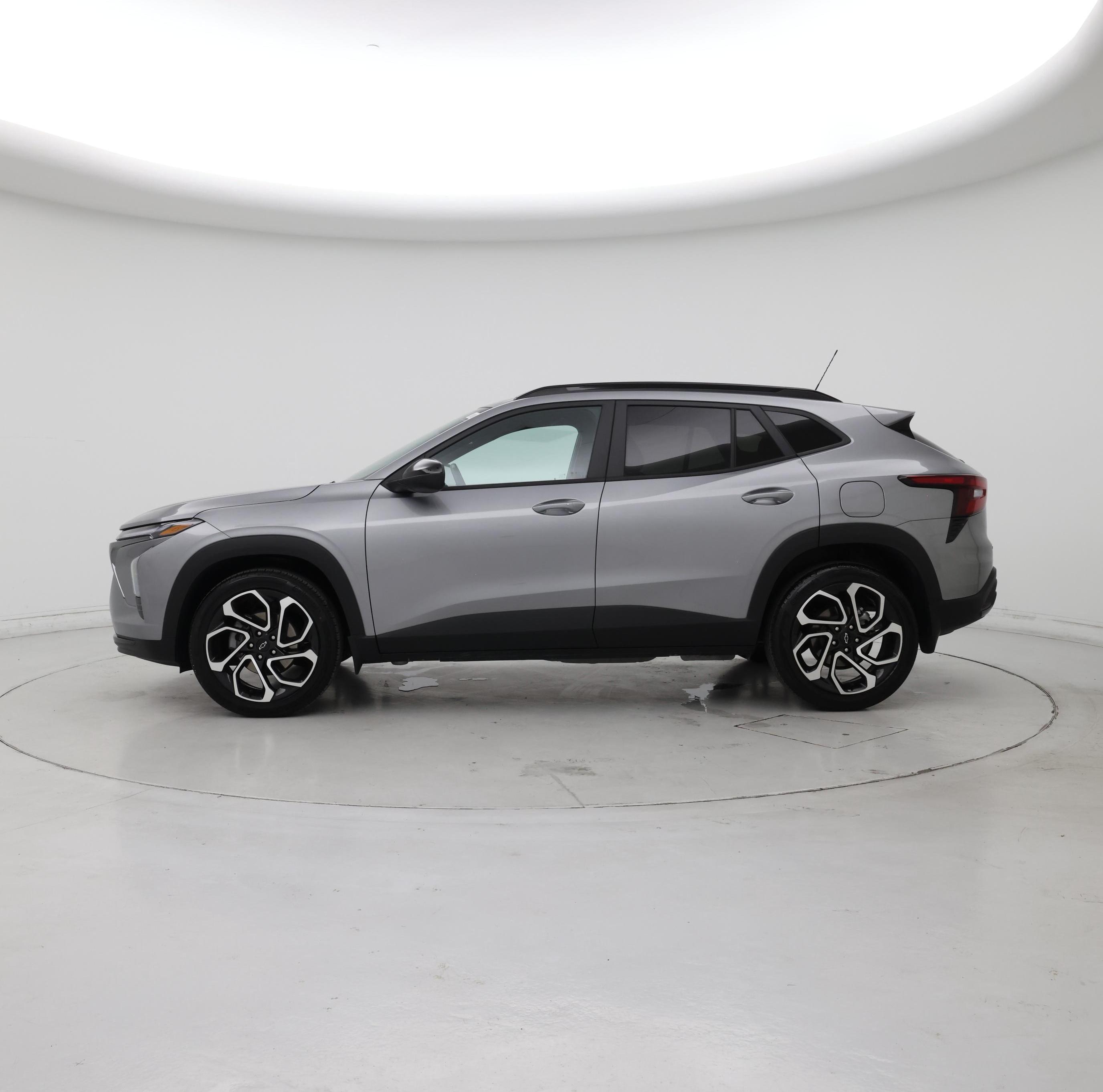 Thumbnail: 2025 Chevrolet Trax - 3