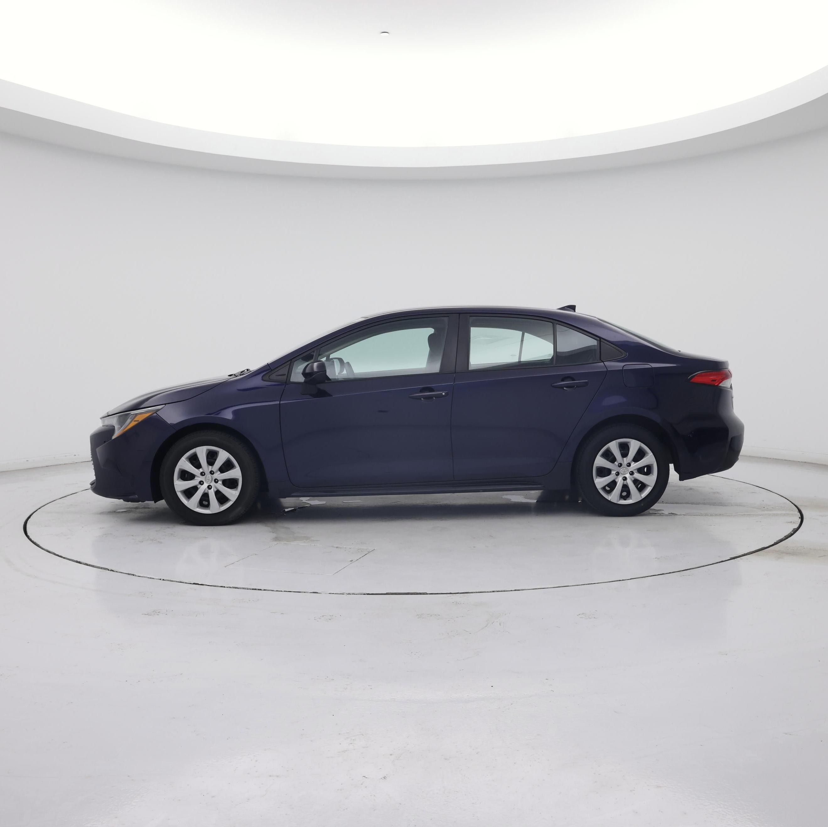 Thumbnail: 2023 Toyota Corolla - 3