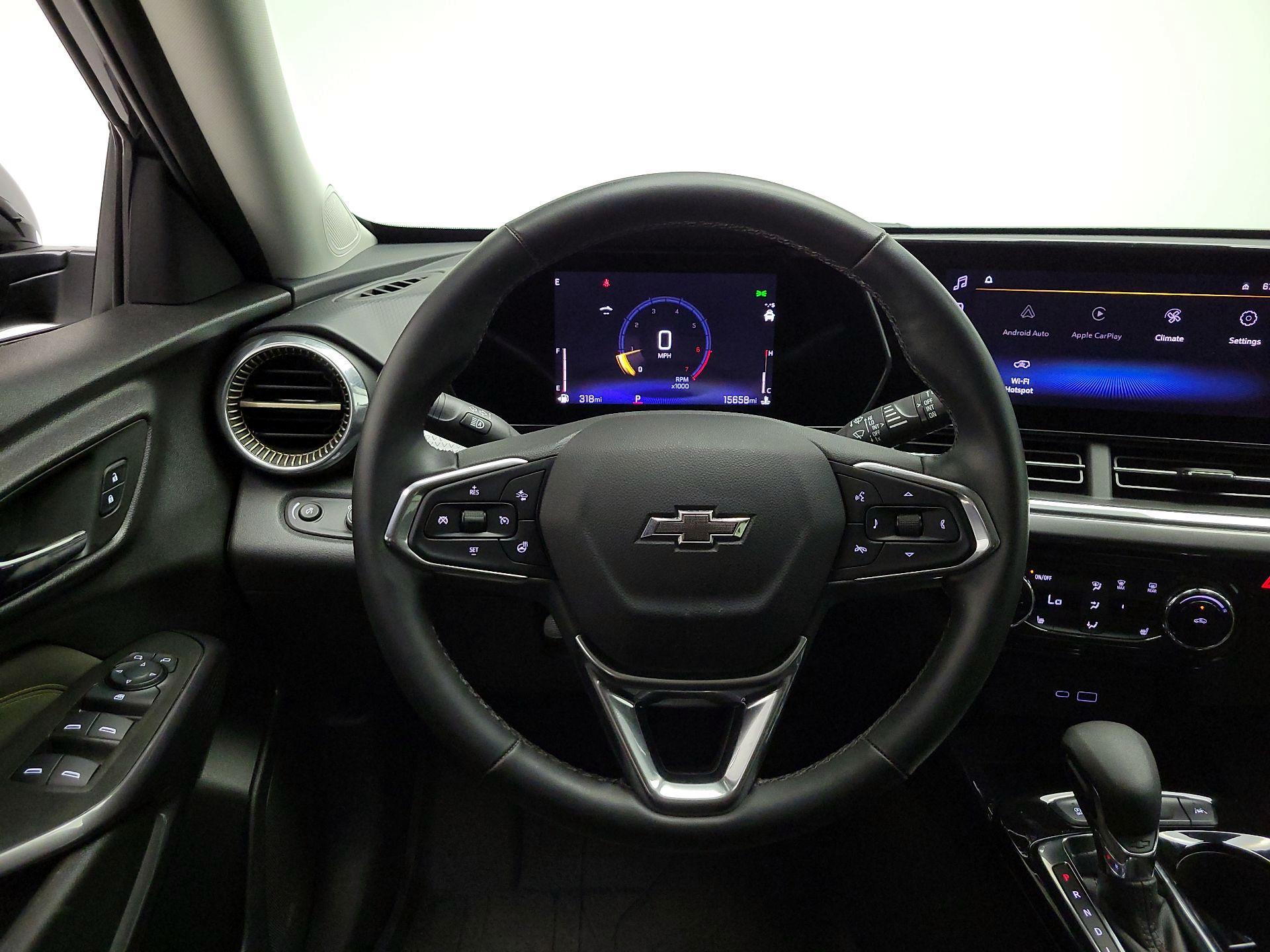 Thumbnail: 2025 Chevrolet Trax - 10