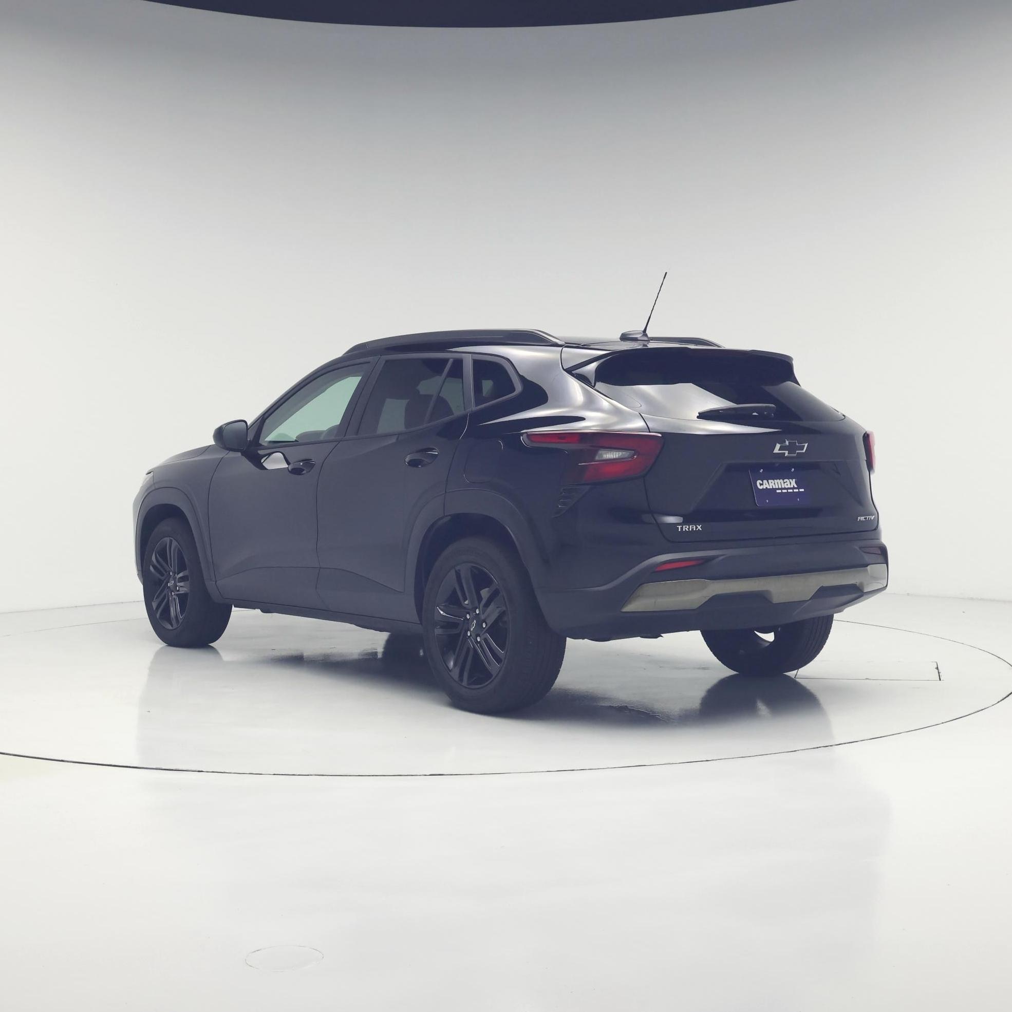 Thumbnail: 2025 Chevrolet Trax - 2