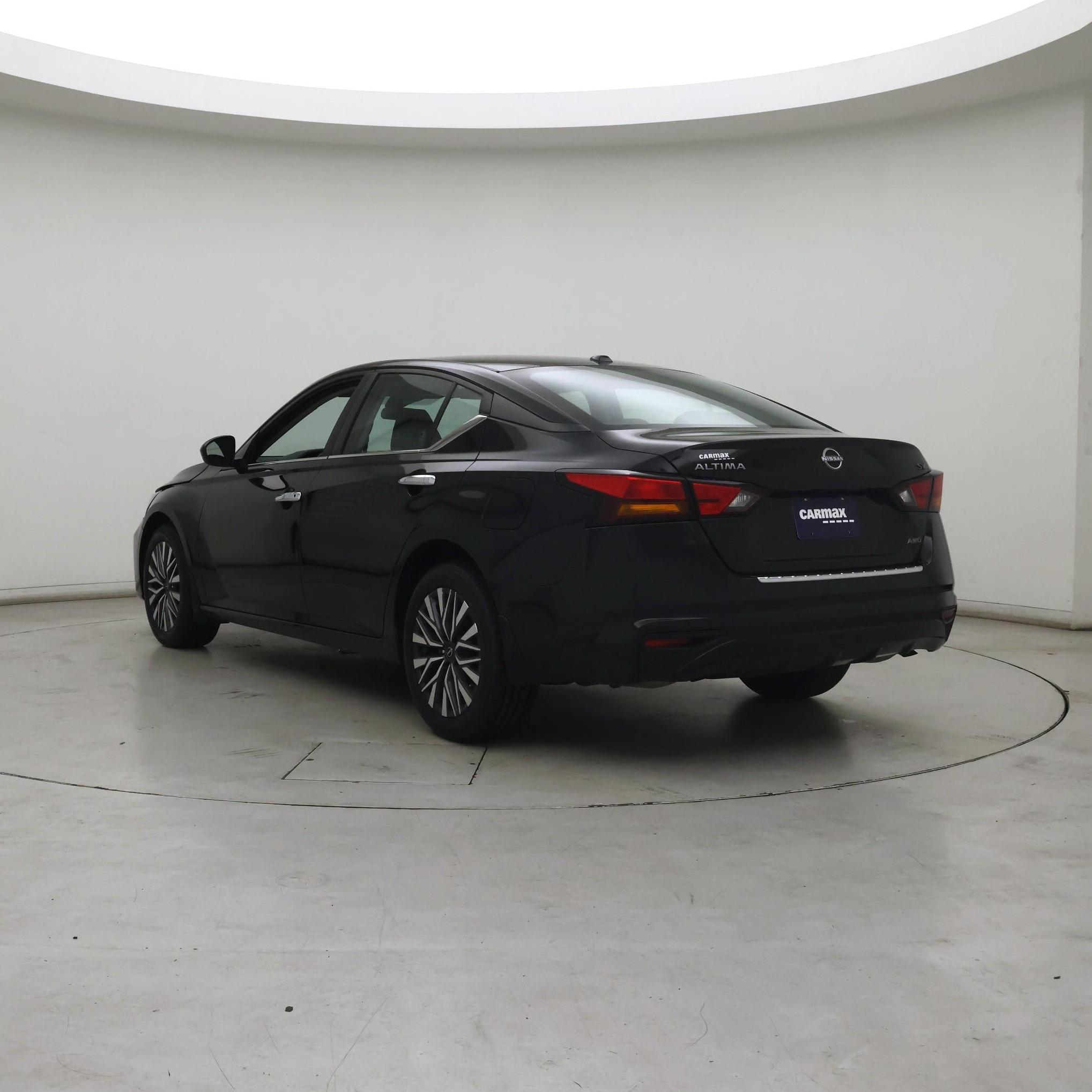 Thumbnail: 2023 Nissan Altima - 2