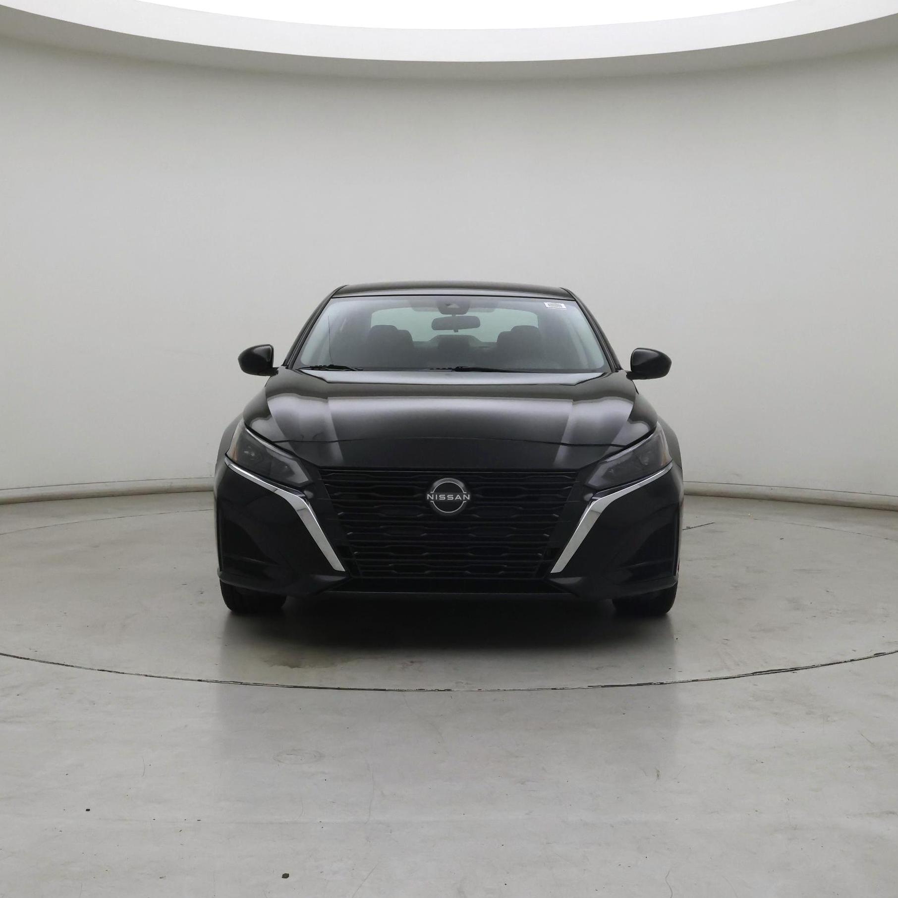 Thumbnail: 2023 Nissan Altima - 5