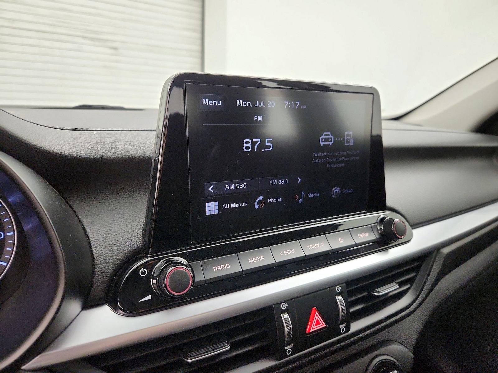 2023 Kia Forte LXS - Photo 16