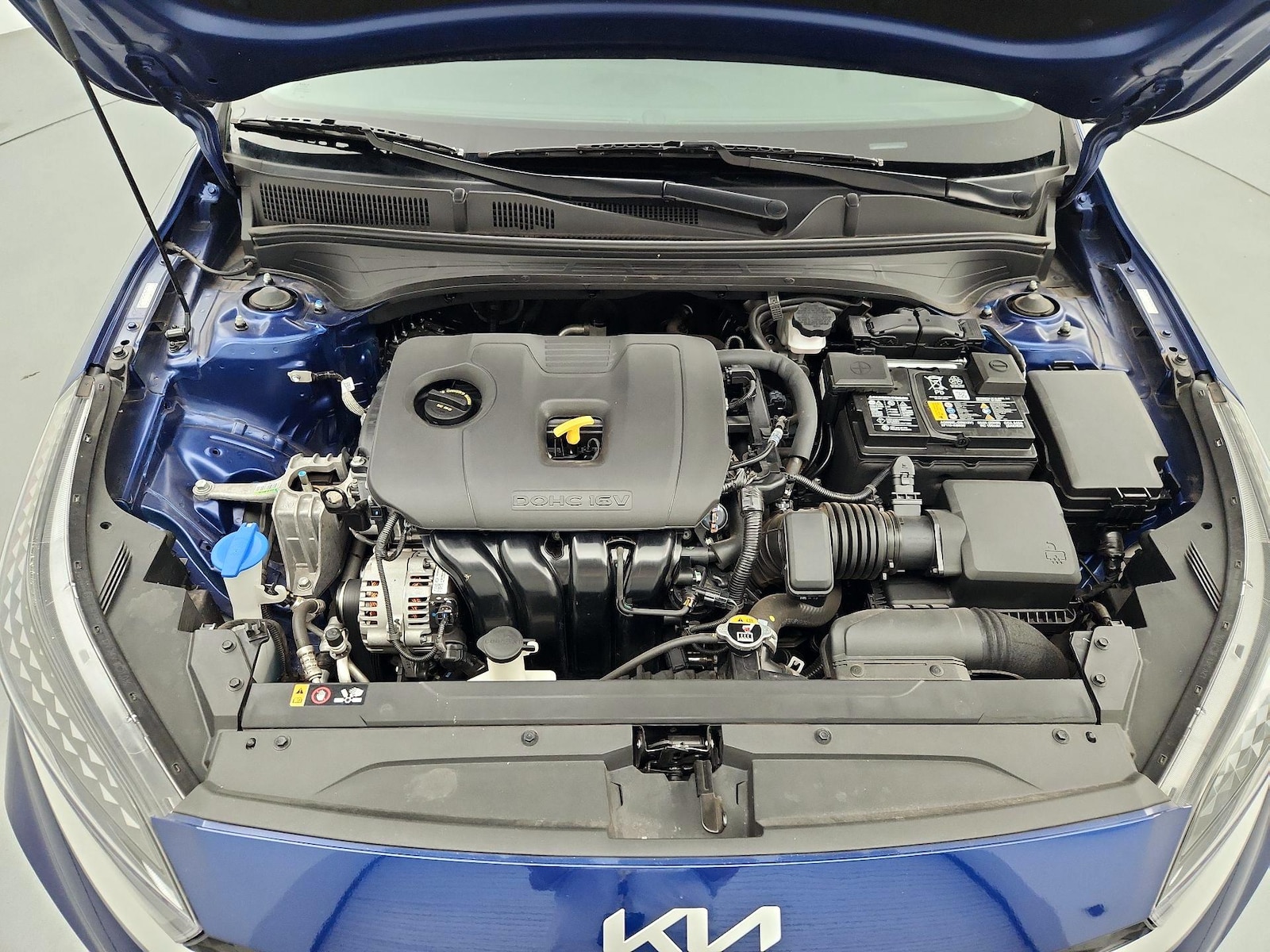 2023 Kia Forte LXS - Photo 22