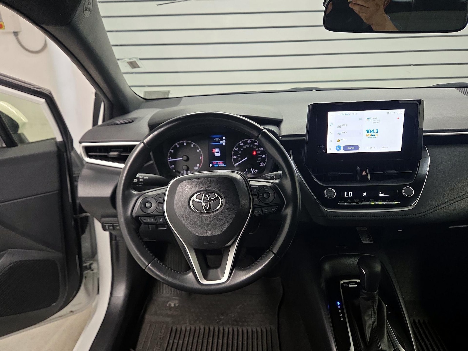 2024 Toyota Corolla SE - Photo 11