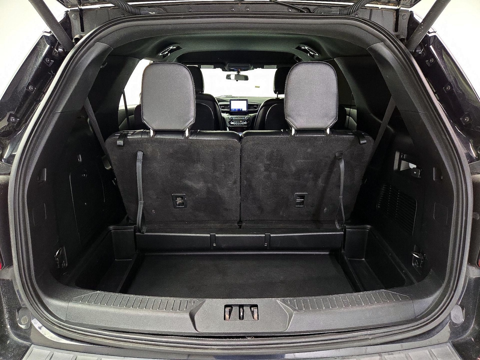 2020 Ford Explorer XLT - Photo 22