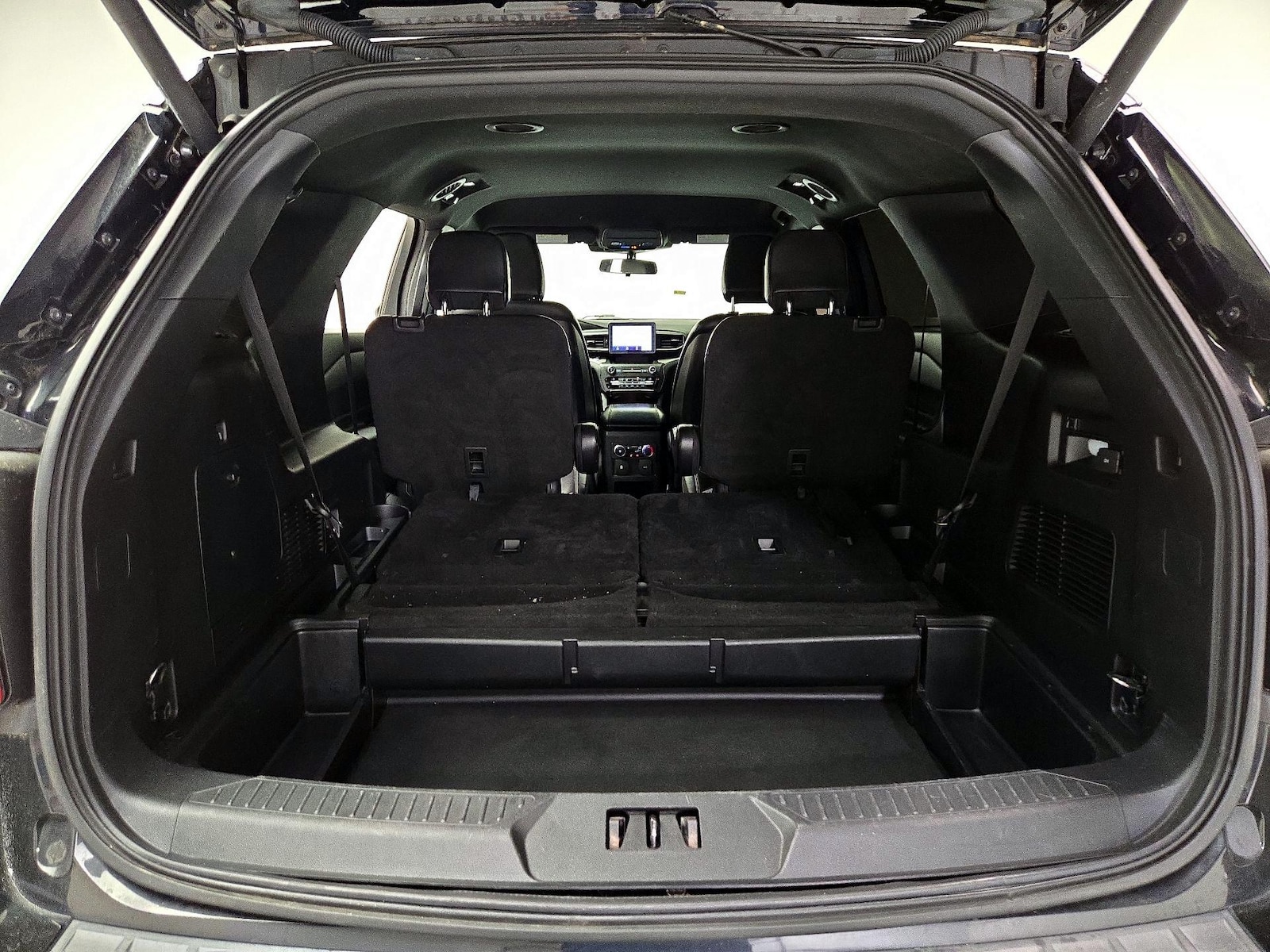 2020 Ford Explorer XLT - Photo 23