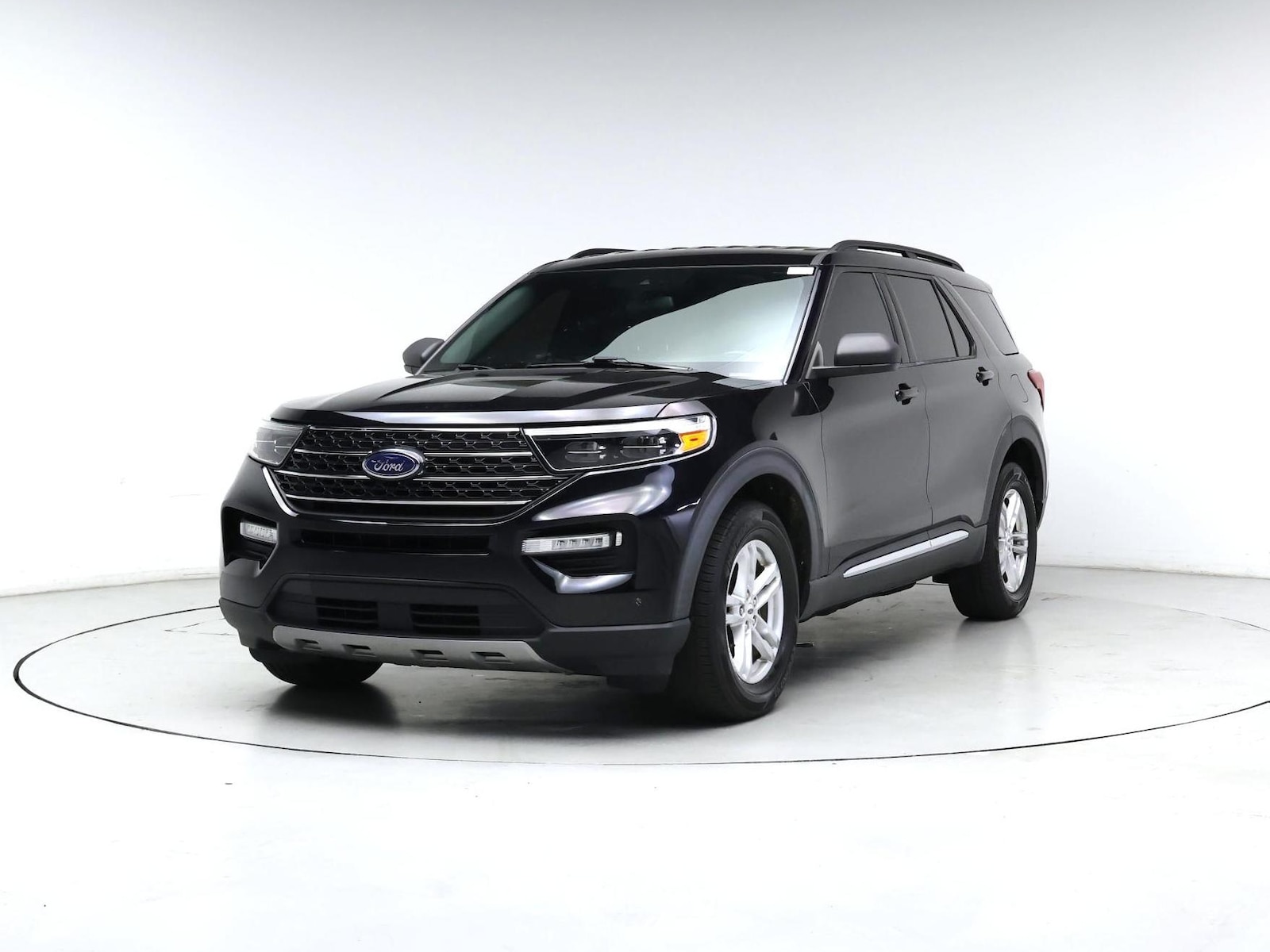 2020 Ford Explorer XLT - Photo 5
