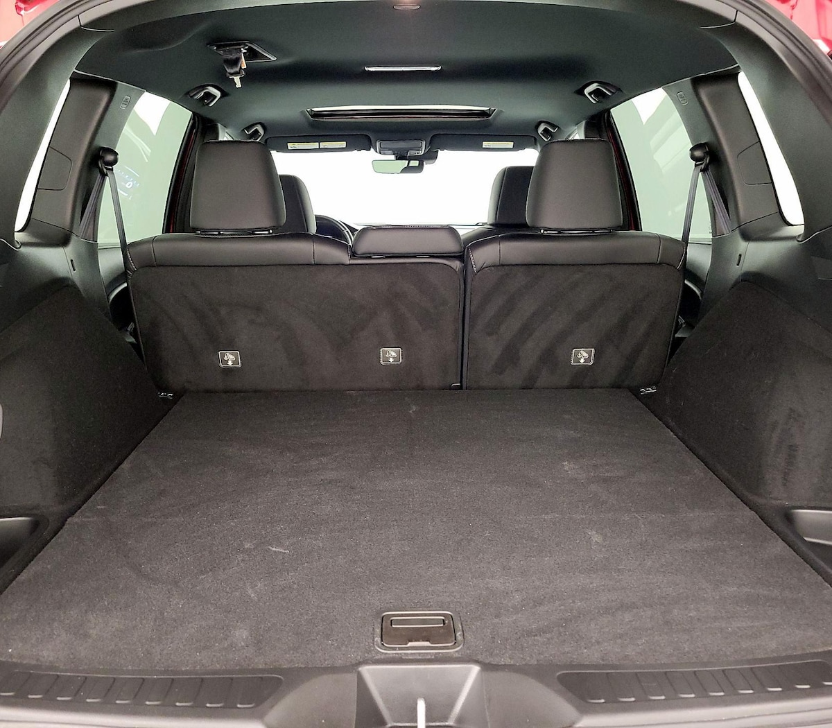 Trunk/Cargo (Seats Up)