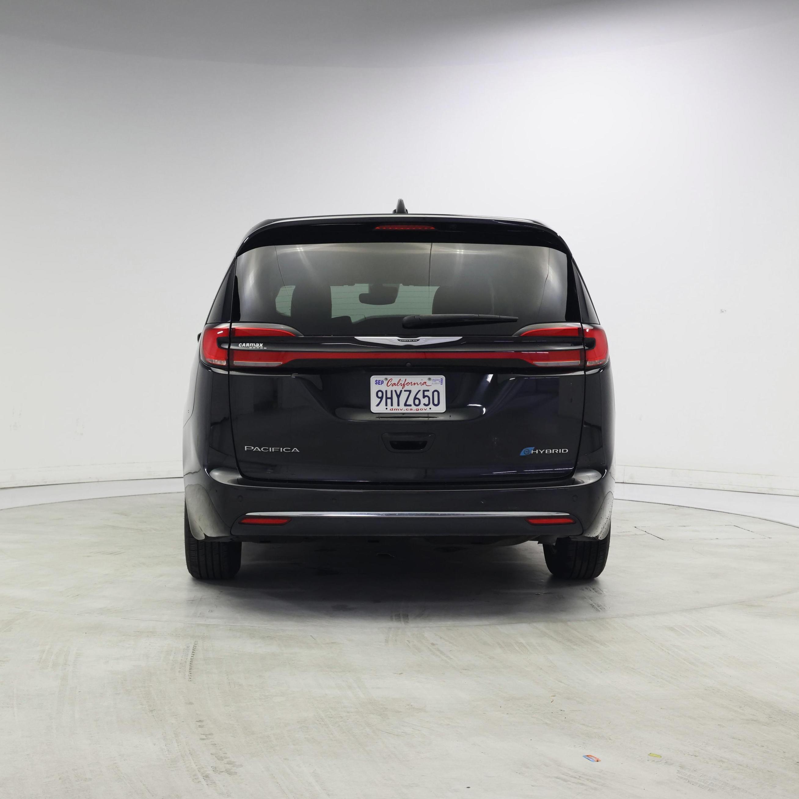 Thumbnail: 2023 Chrysler Pacifica - 6