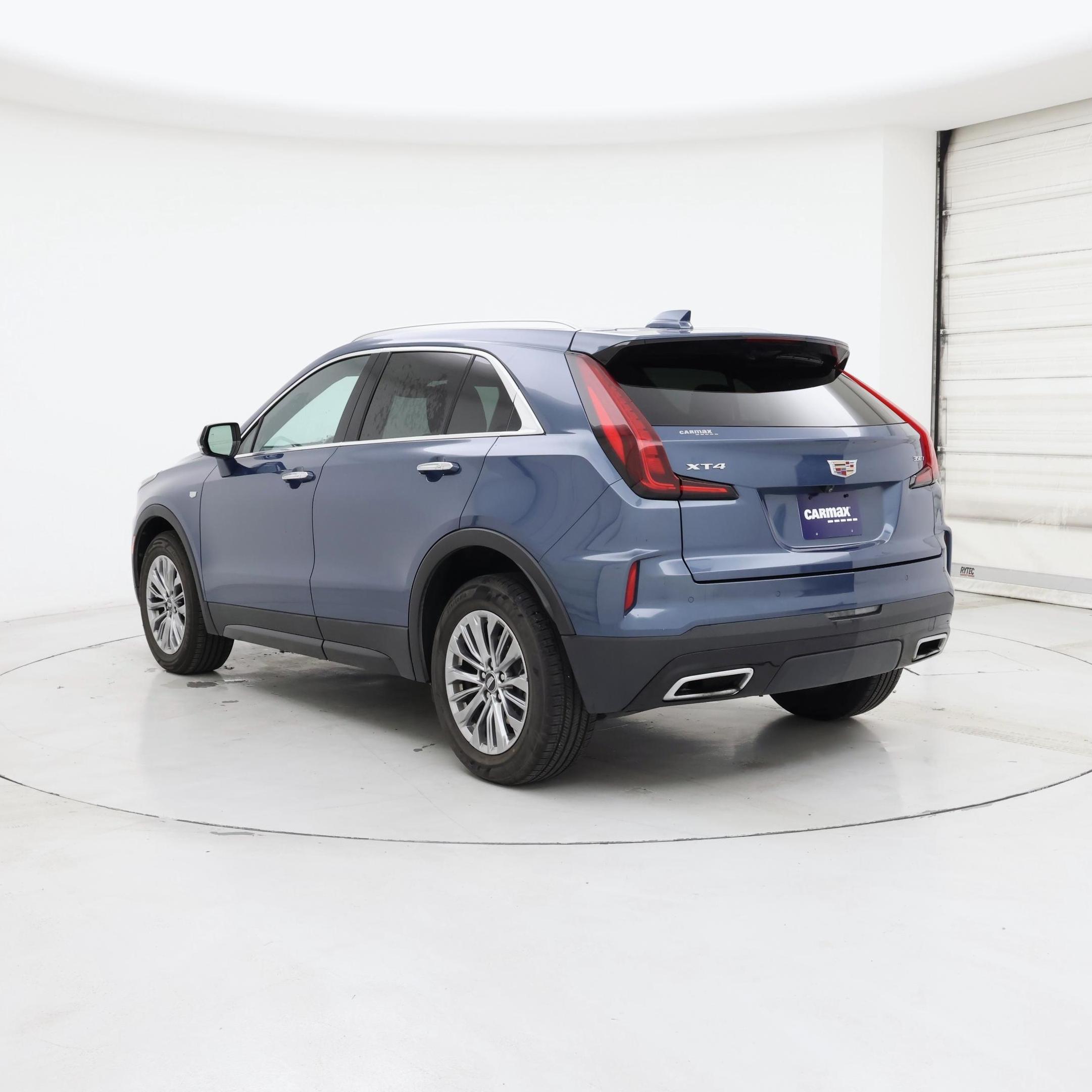 Thumbnail: 2024 Cadillac XT4 - 2