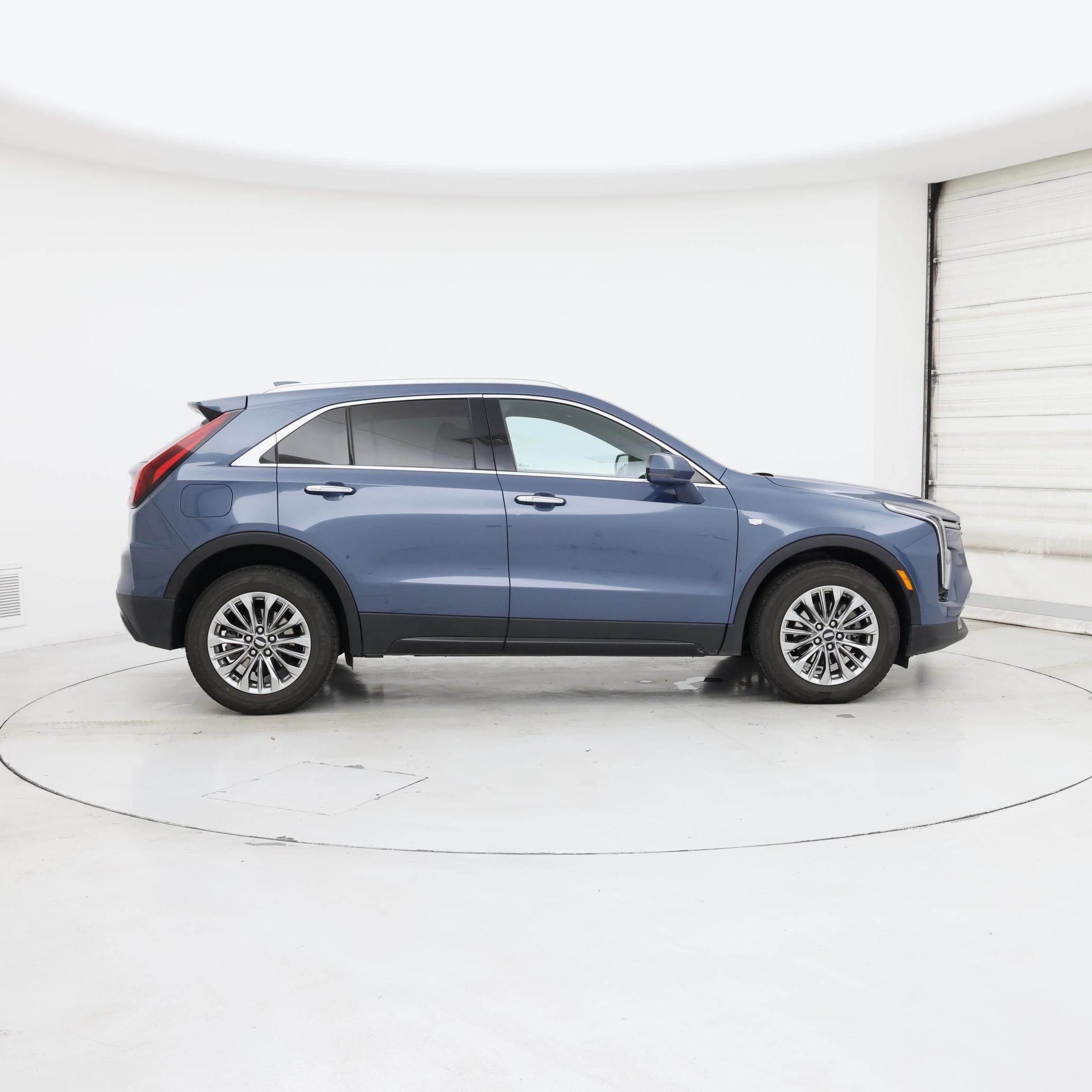 Thumbnail: 2024 Cadillac XT4 - 7