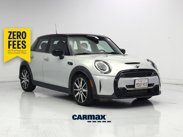 White 2023 MINI Cooper Hatchback Automatic
