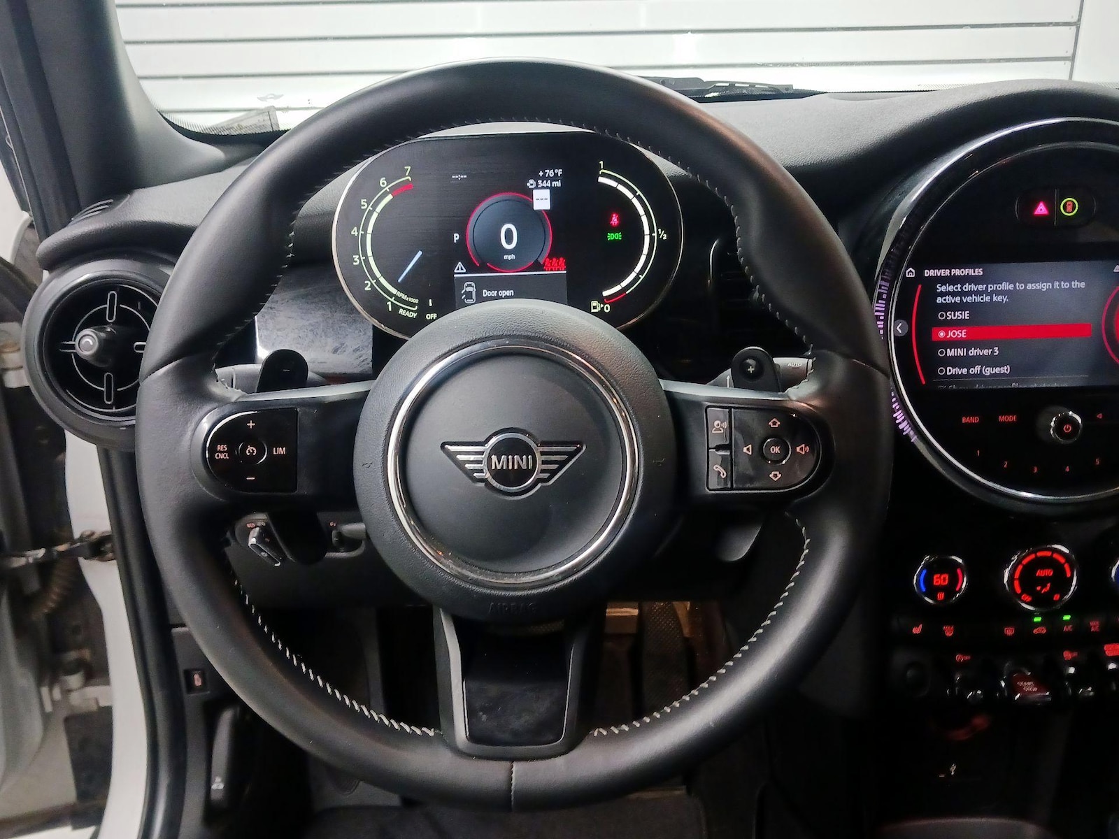 2023 MINI Hardtop 4 Door S - Photo 11