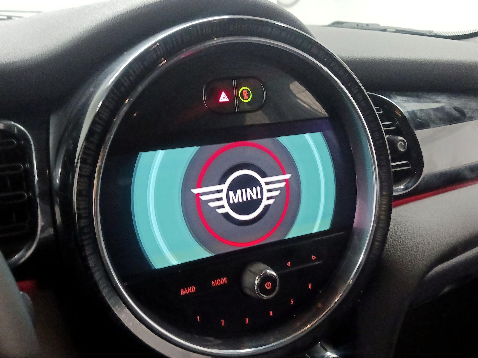 2023 MINI Hardtop 4 Door S - Photo 14