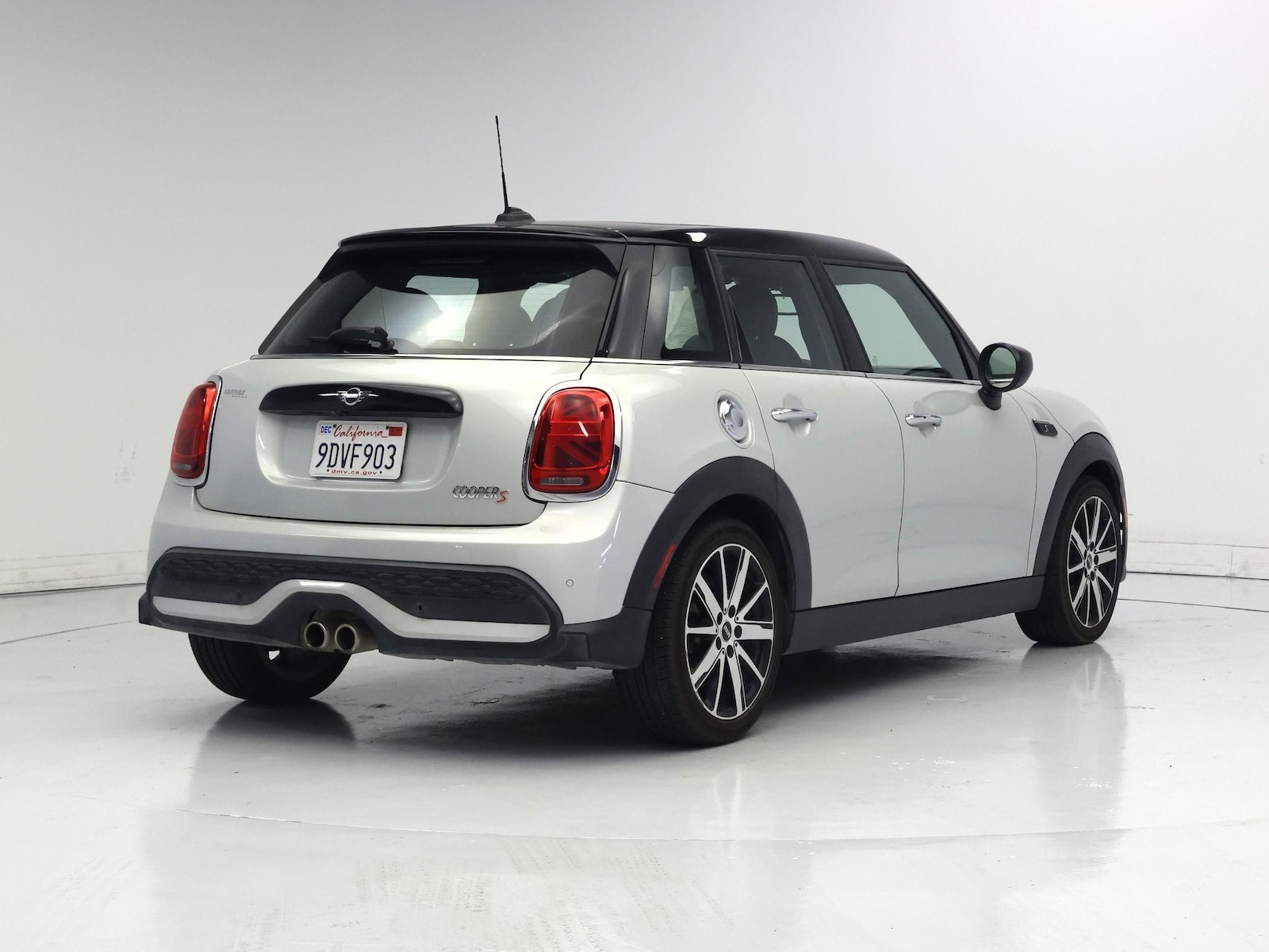 2023 MINI Hardtop 4 Door S - Photo 9