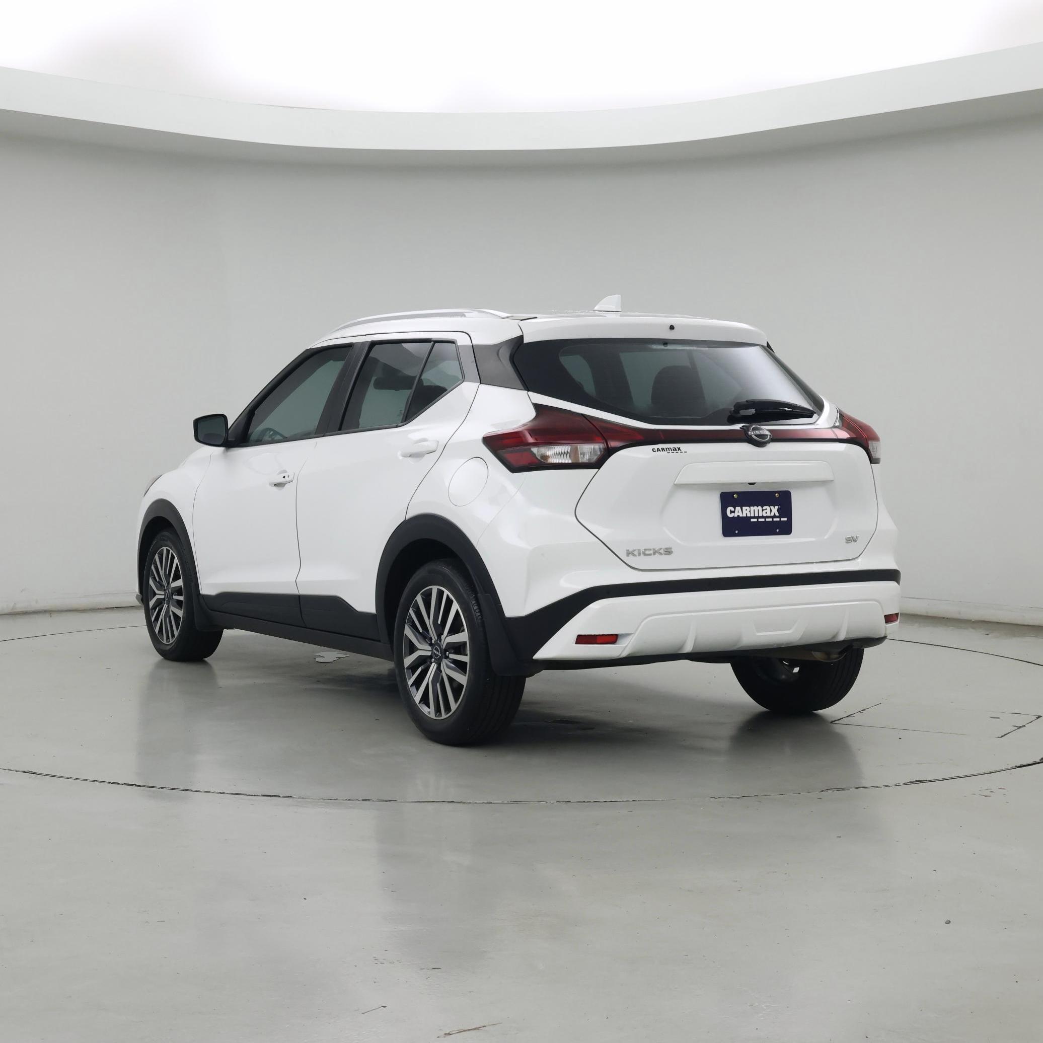 Thumbnail: 2024 Nissan Kicks - 2
