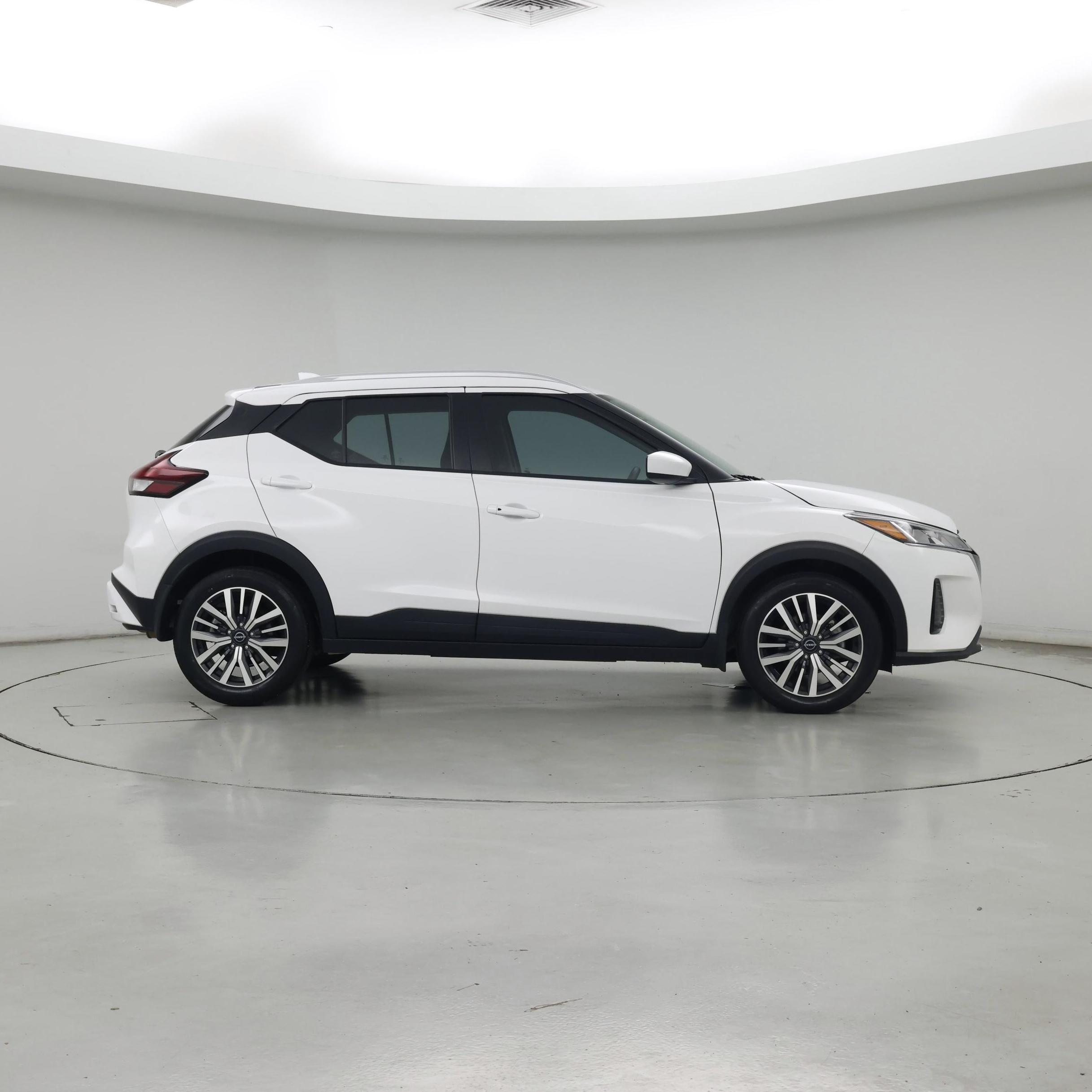 Thumbnail: 2024 Nissan Kicks - 7