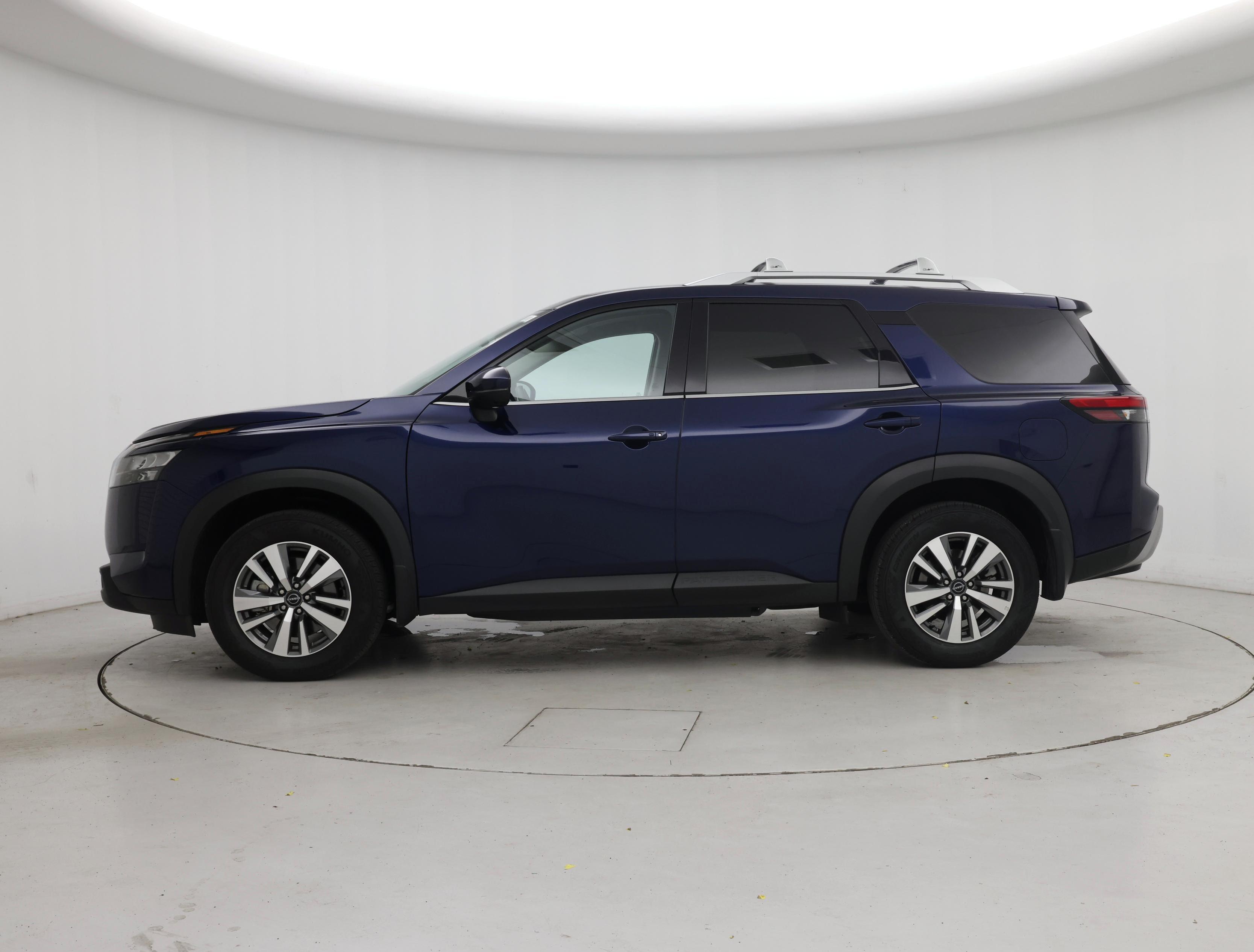 Thumbnail: 2025 Nissan Pathfinder - 3