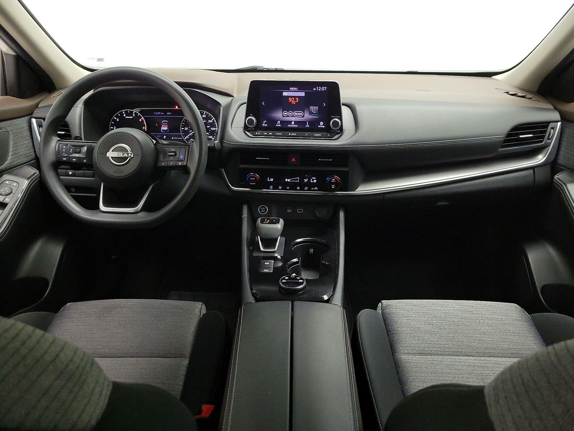 Thumbnail: 2023 Nissan Rogue - 9