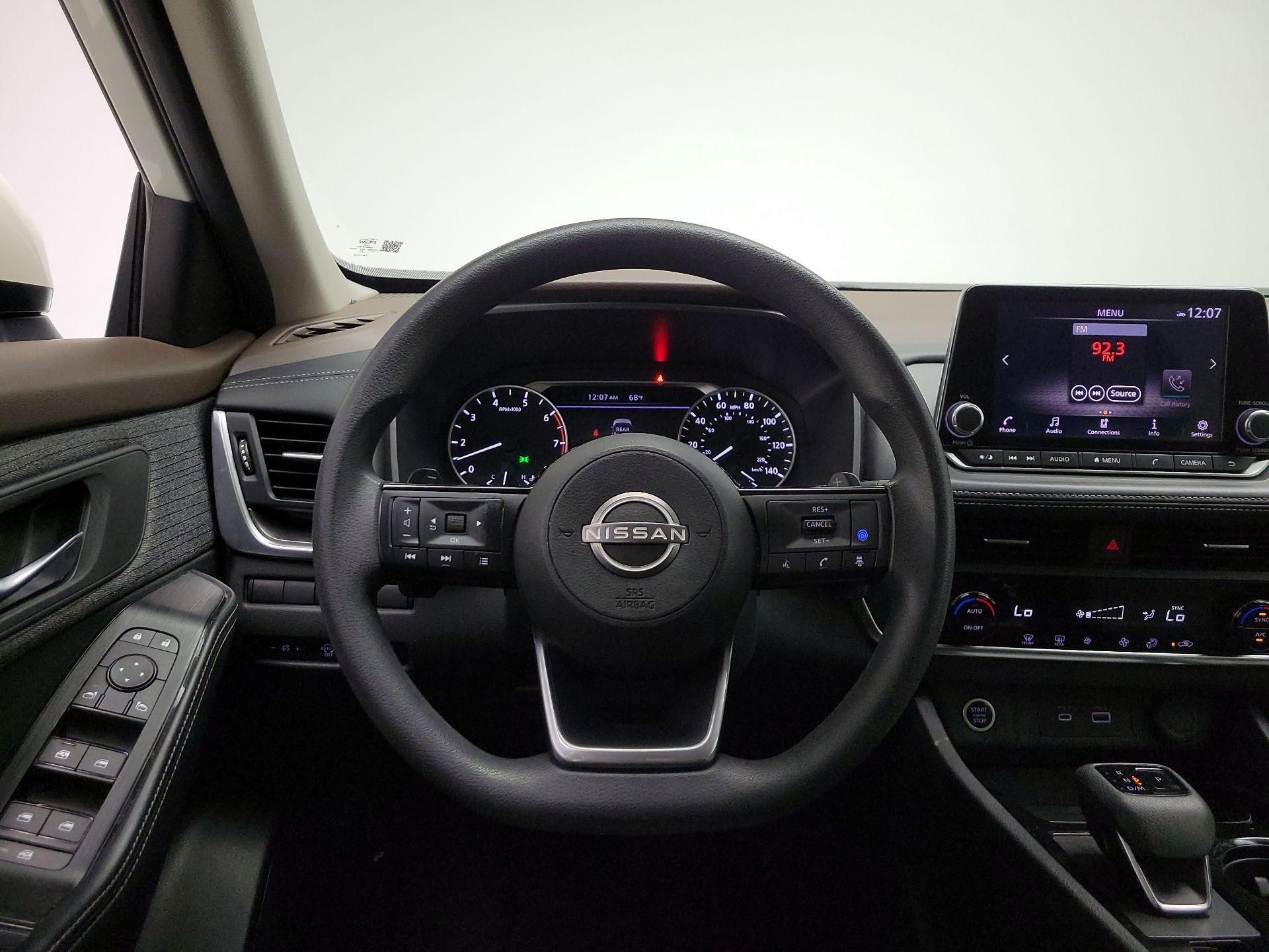 Thumbnail: 2023 Nissan Rogue - 10