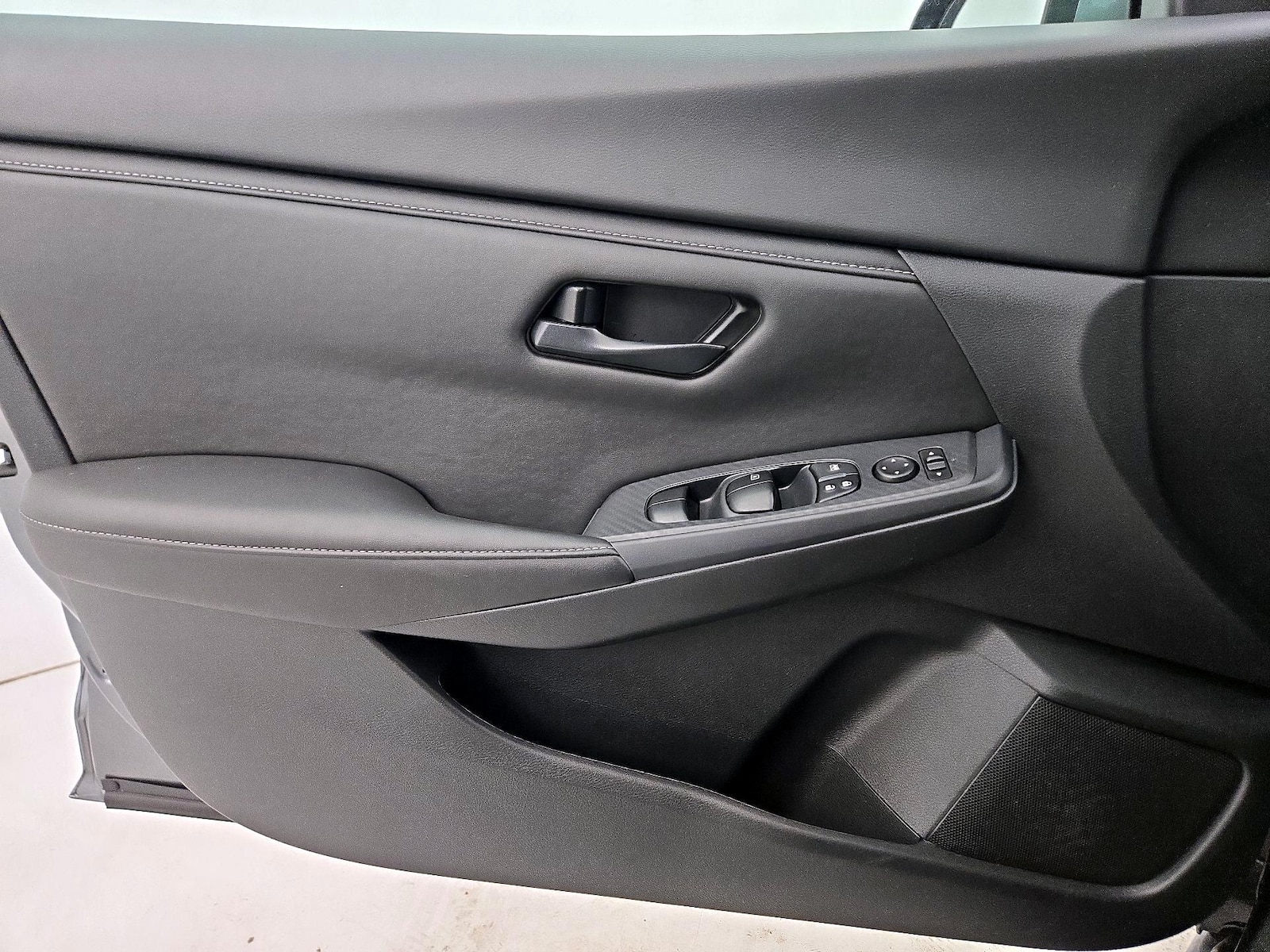 2025 Nissan Sentra S - Photo 13