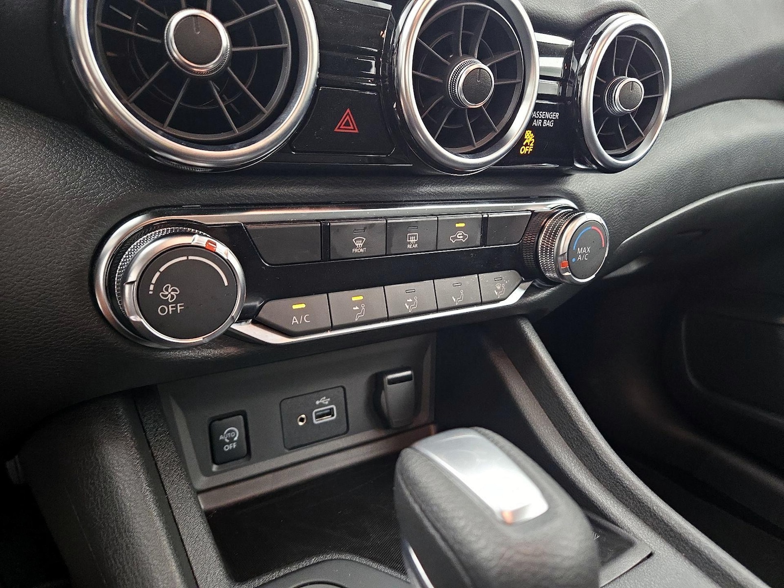 2025 Nissan Sentra S - Photo 17