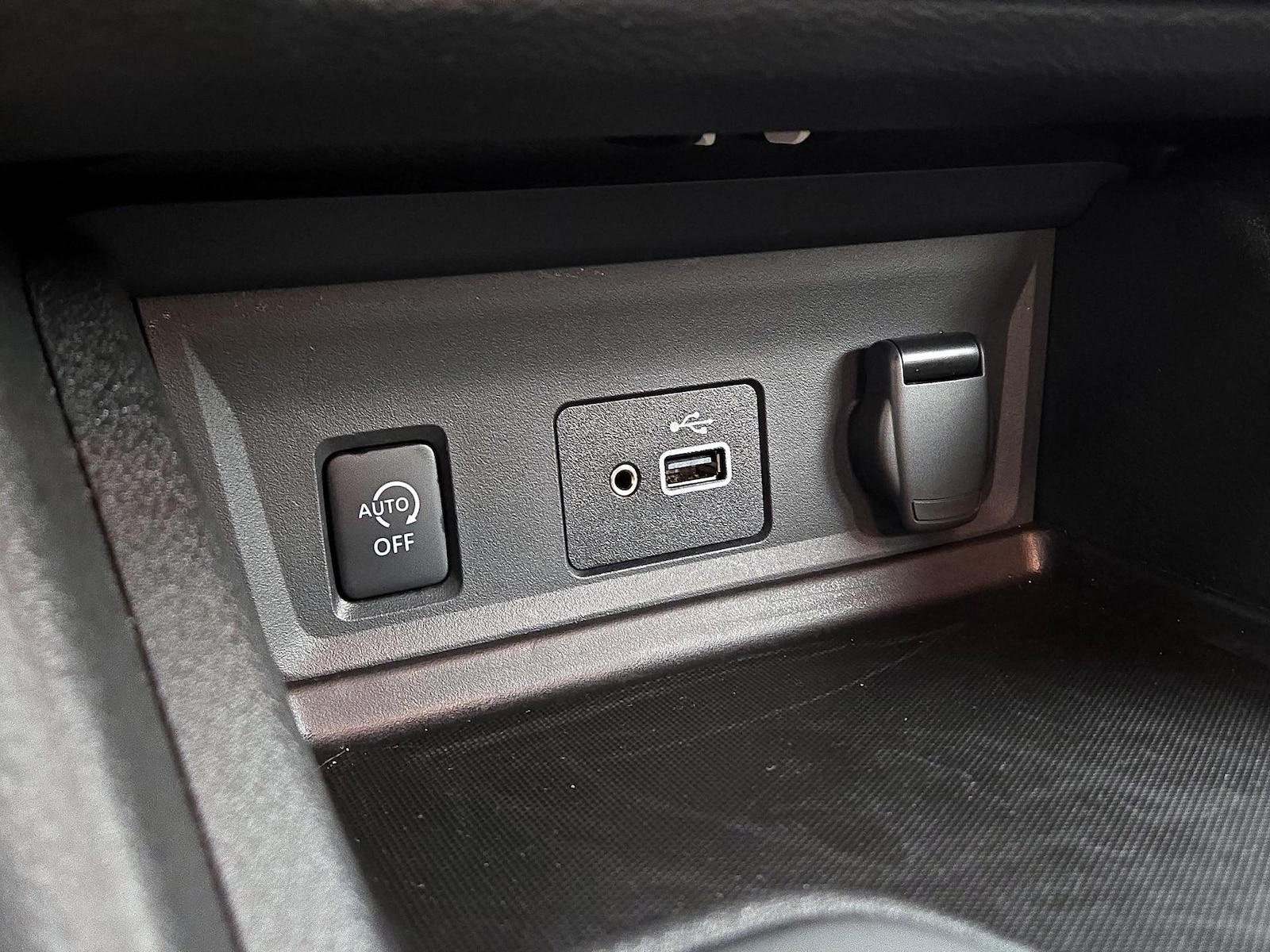 2025 Nissan Sentra S - Photo 19