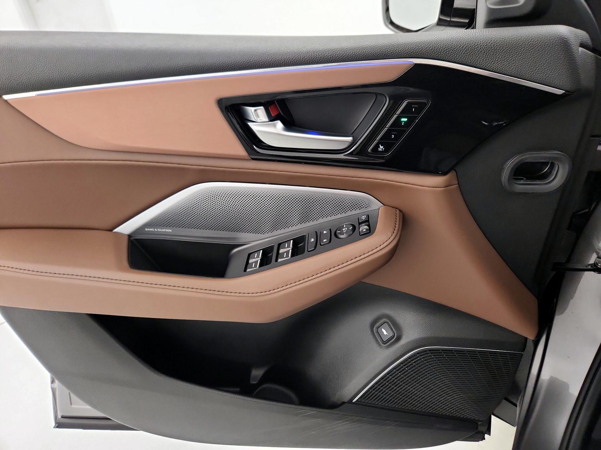 Thumbnail: 2026 Acura MDX - 12