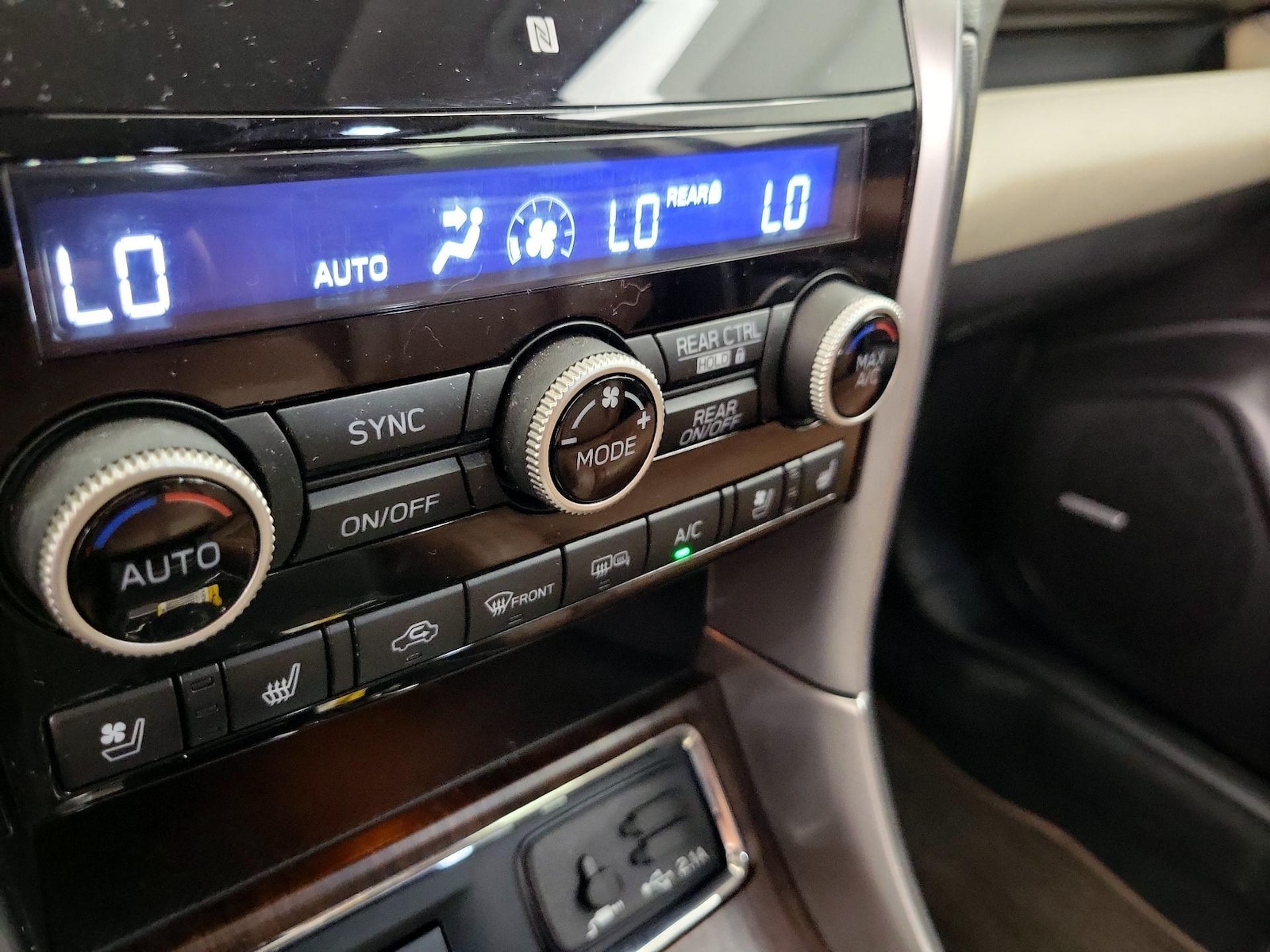 2019 Subaru Ascent Touring - Photo 18