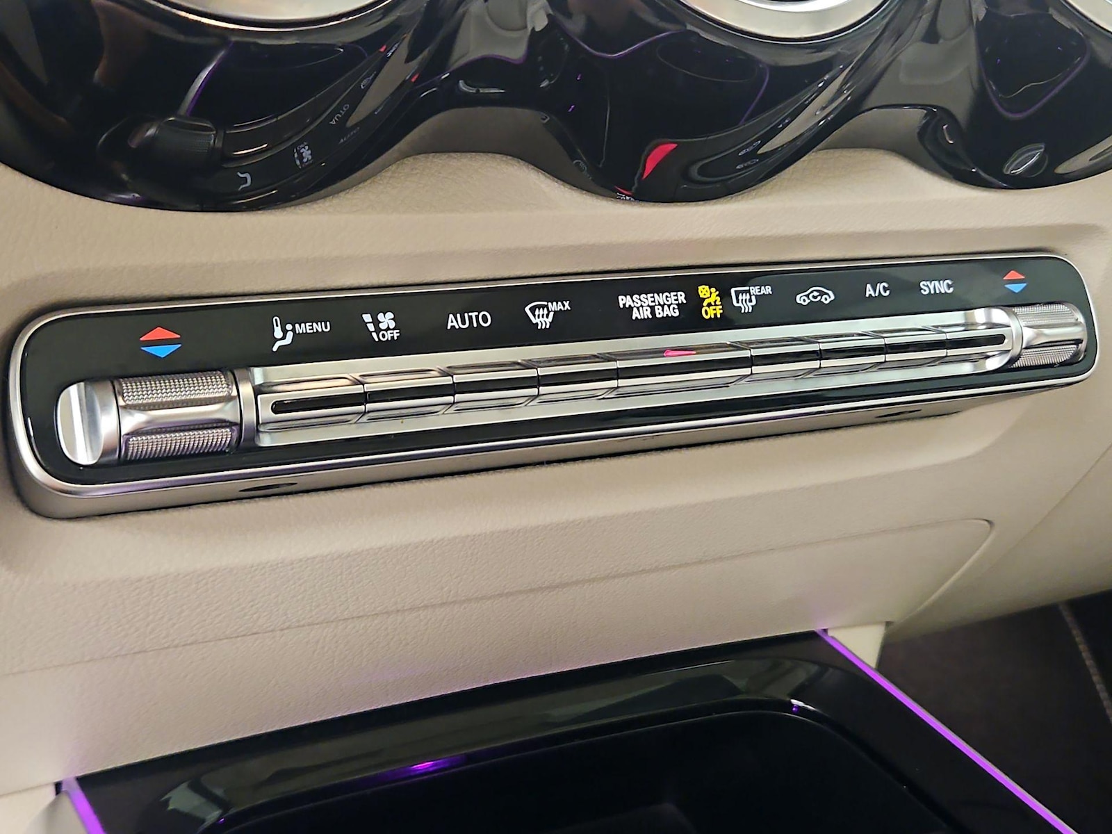 2023 Mercedes-Benz GLB Base - Photo 18