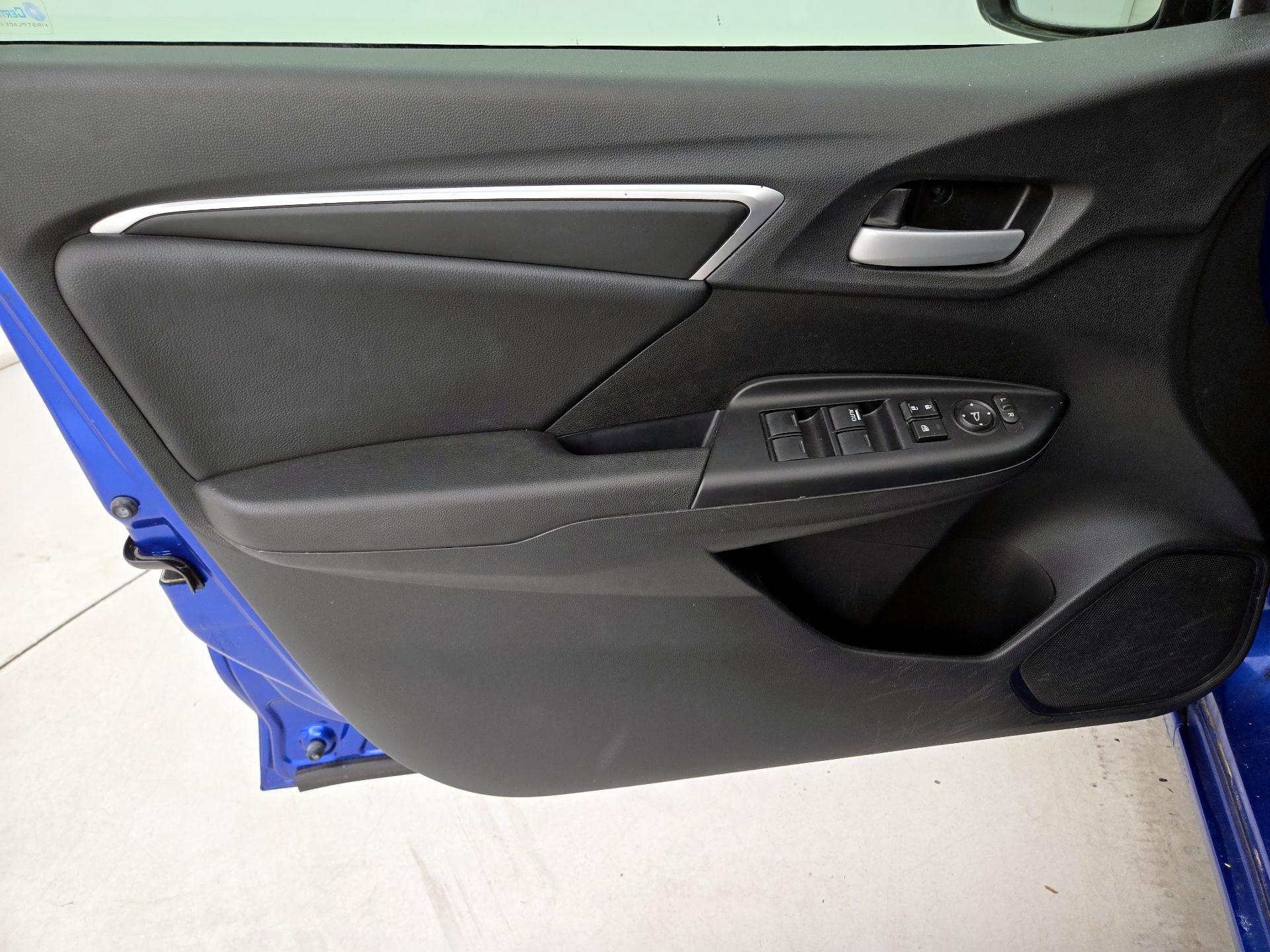 Thumbnail: 2020 Honda Fit - 12