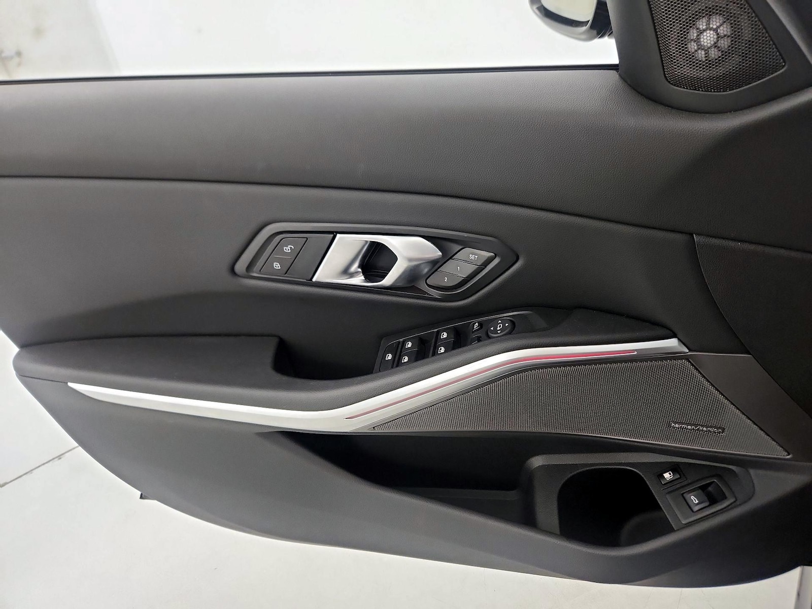 2024 BMW 3 Series 330e - Photo 13