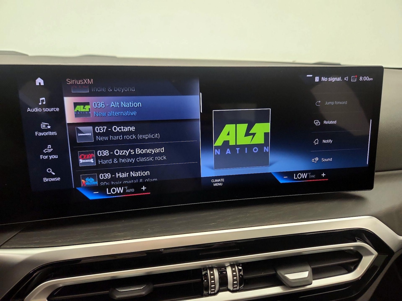 2024 BMW 3 Series 330e - Photo 17