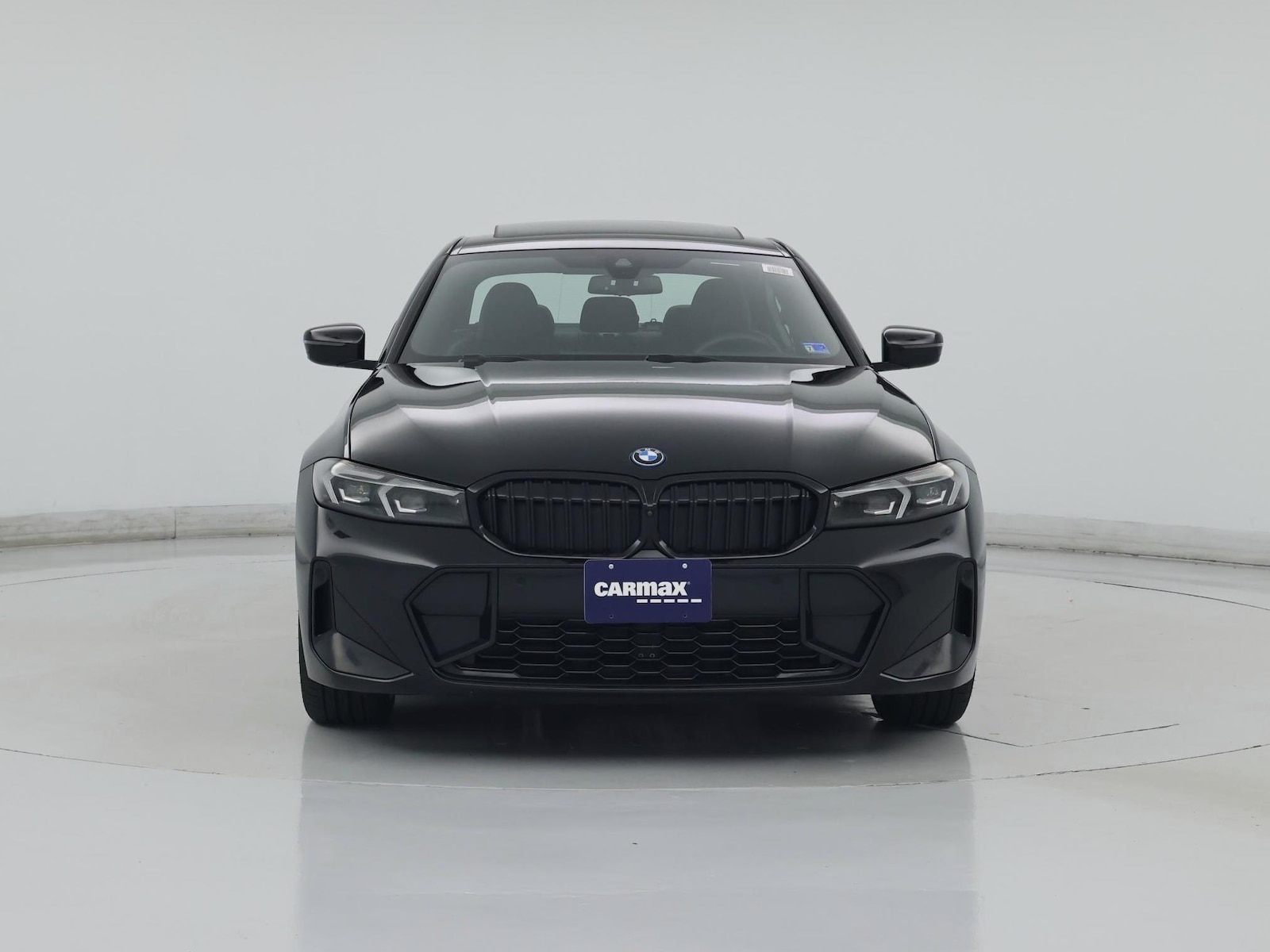 2024 BMW 3 Series 330e - Photo 6