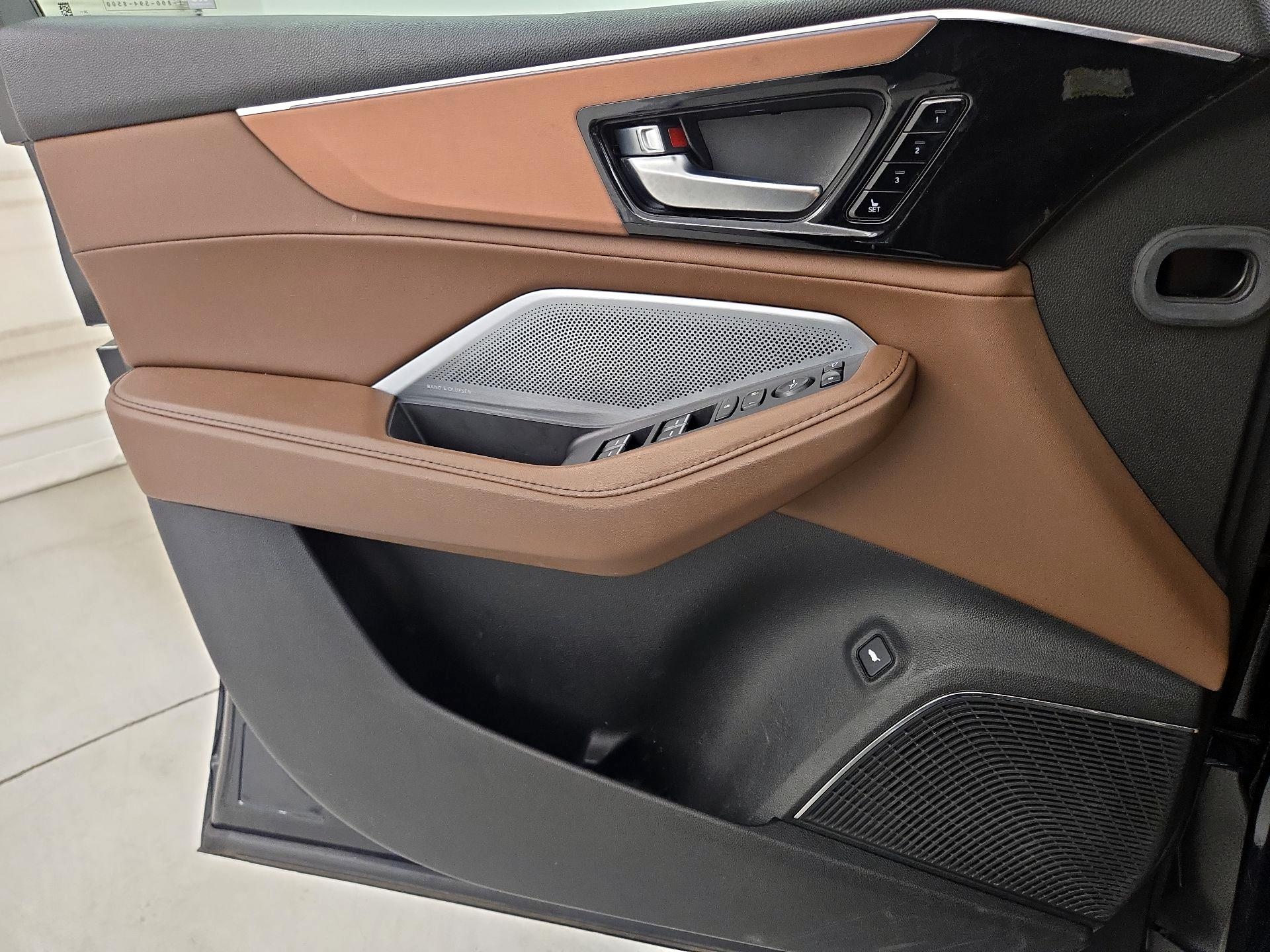Thumbnail: 2025 Acura MDX - 12