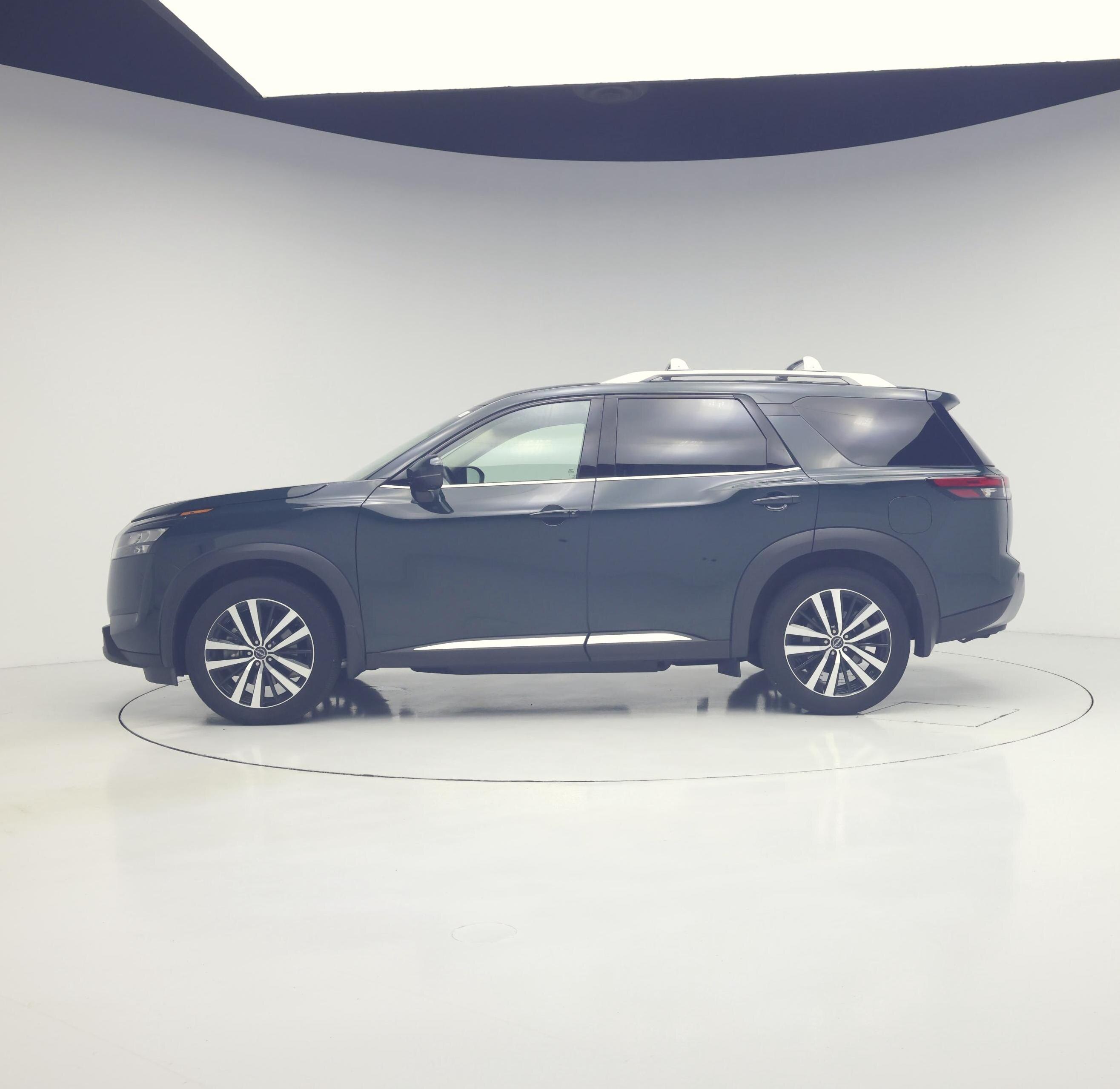Thumbnail: 2025 Nissan Pathfinder - 3