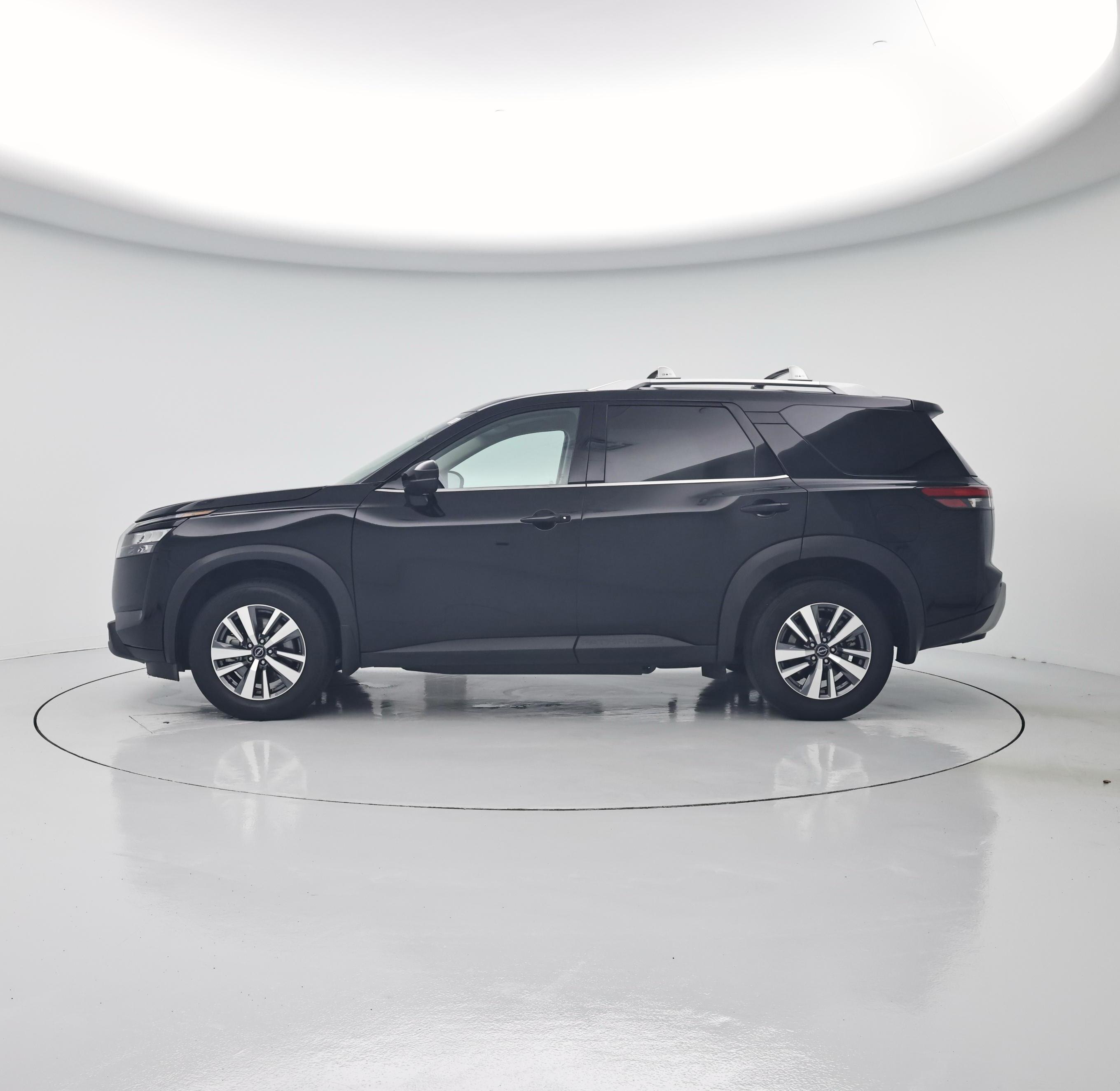 Thumbnail: 2025 Nissan Pathfinder - 3