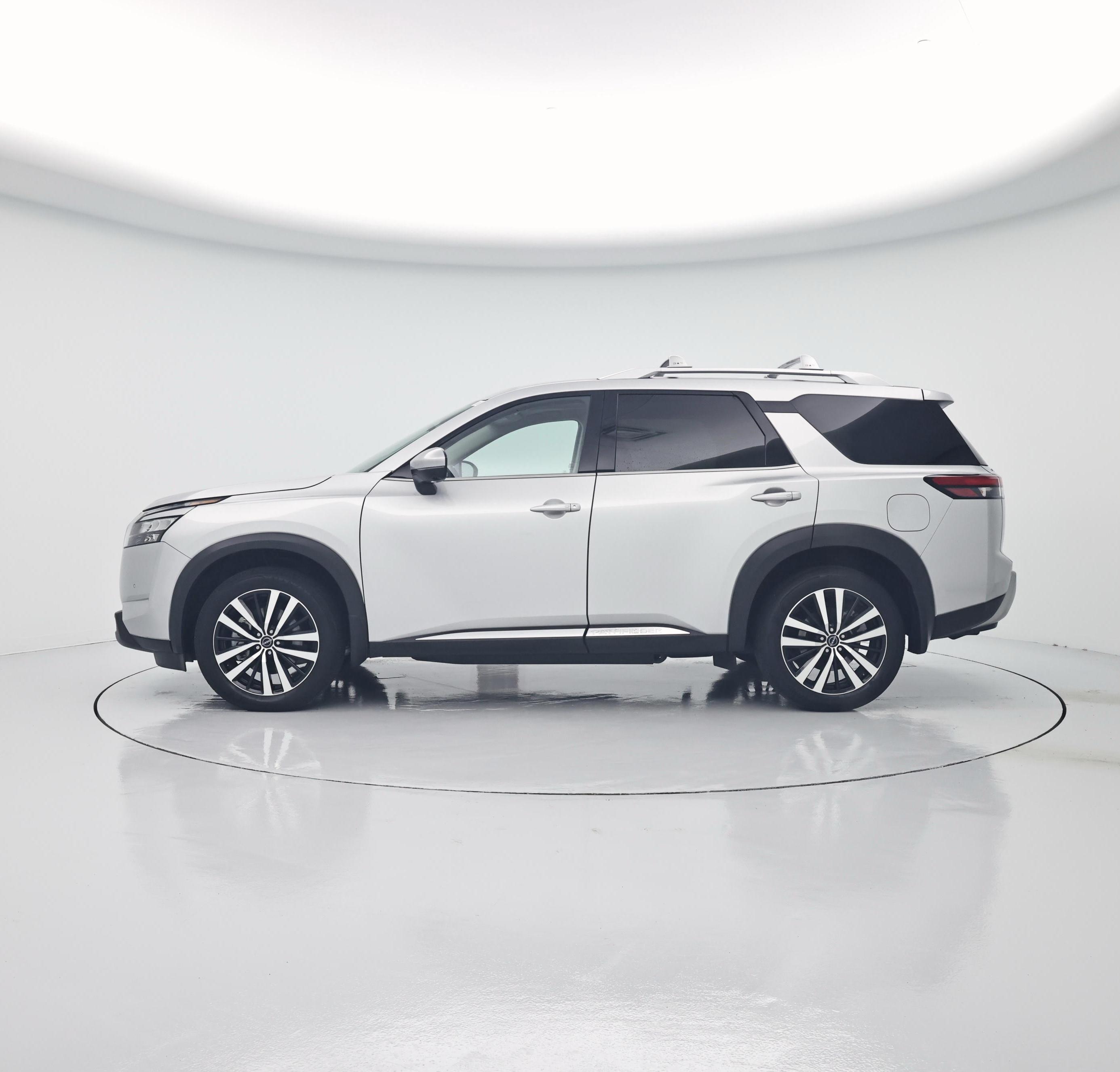 Thumbnail: 2025 Nissan Pathfinder - 3