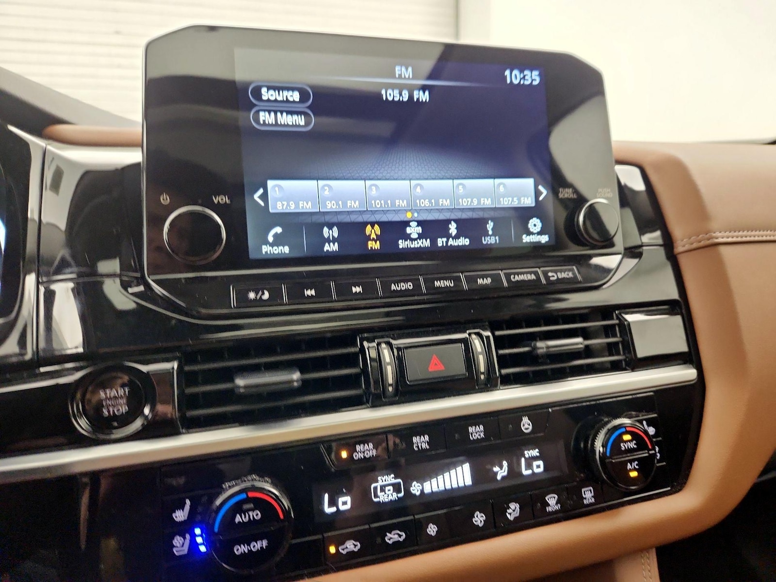 2025 Nissan Pathfinder Platinum - Photo 17
