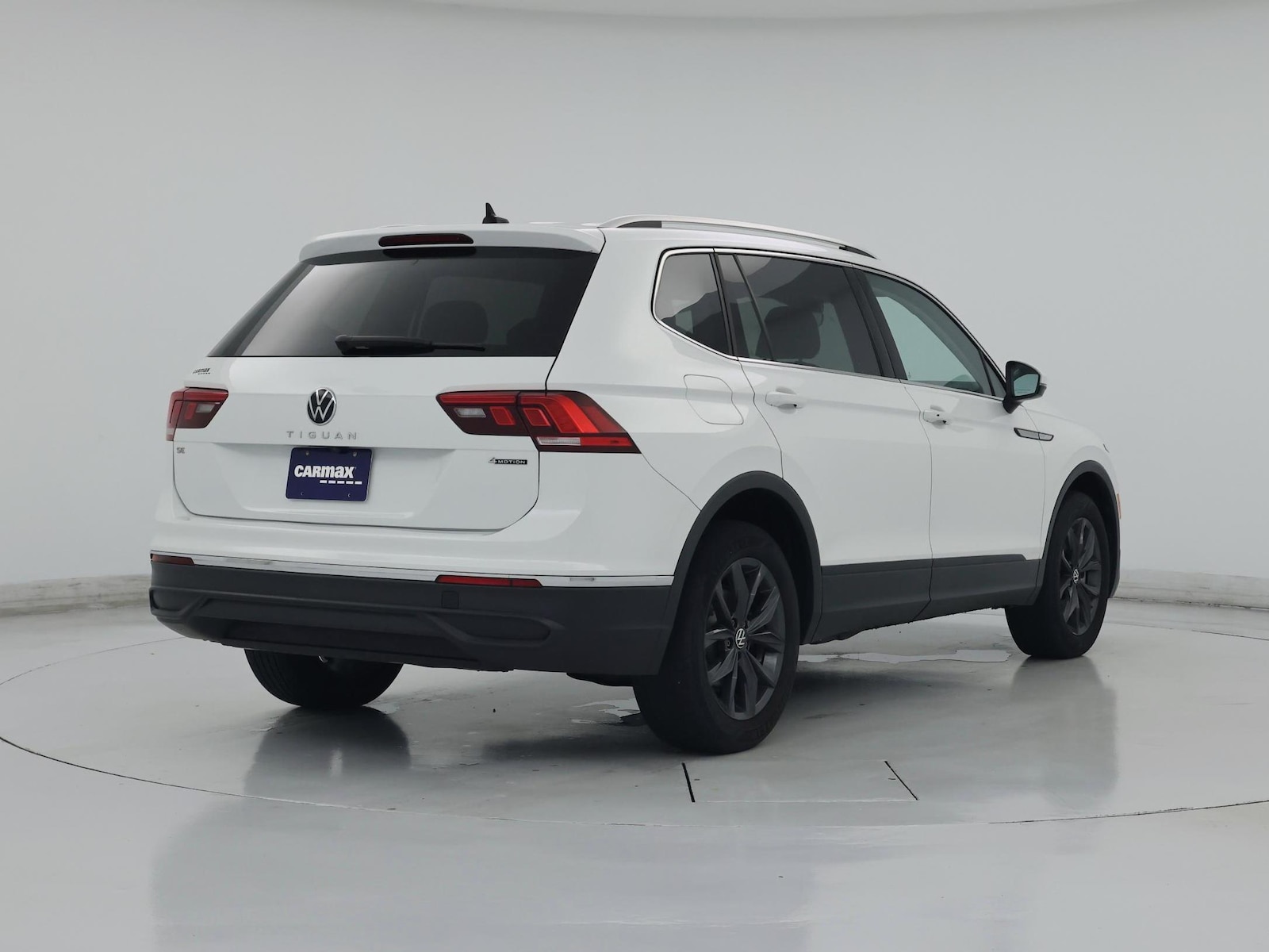 2022 Volkswagen Tiguan SE - Photo 9