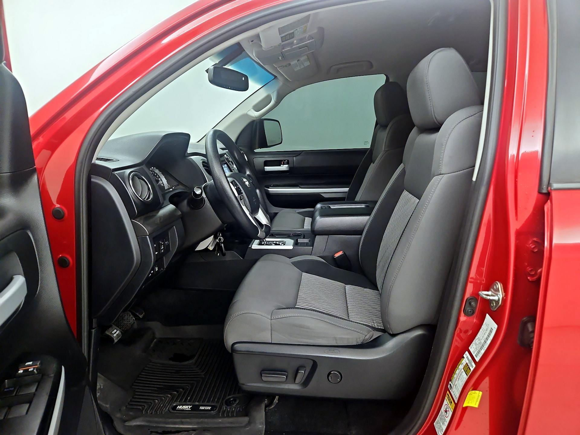 Thumbnail: 2017 Toyota Tundra - 11