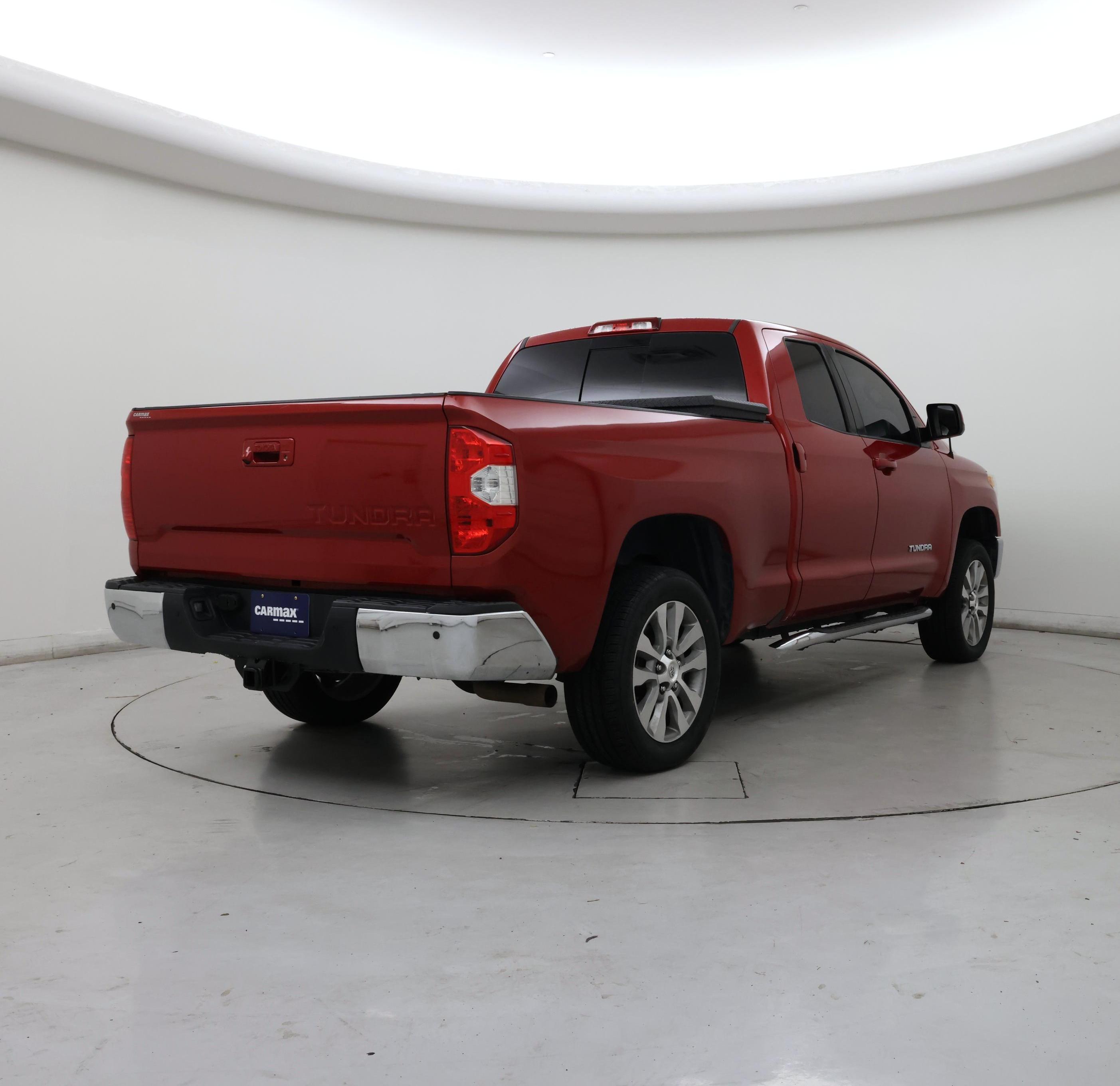 Thumbnail: 2017 Toyota Tundra - 8