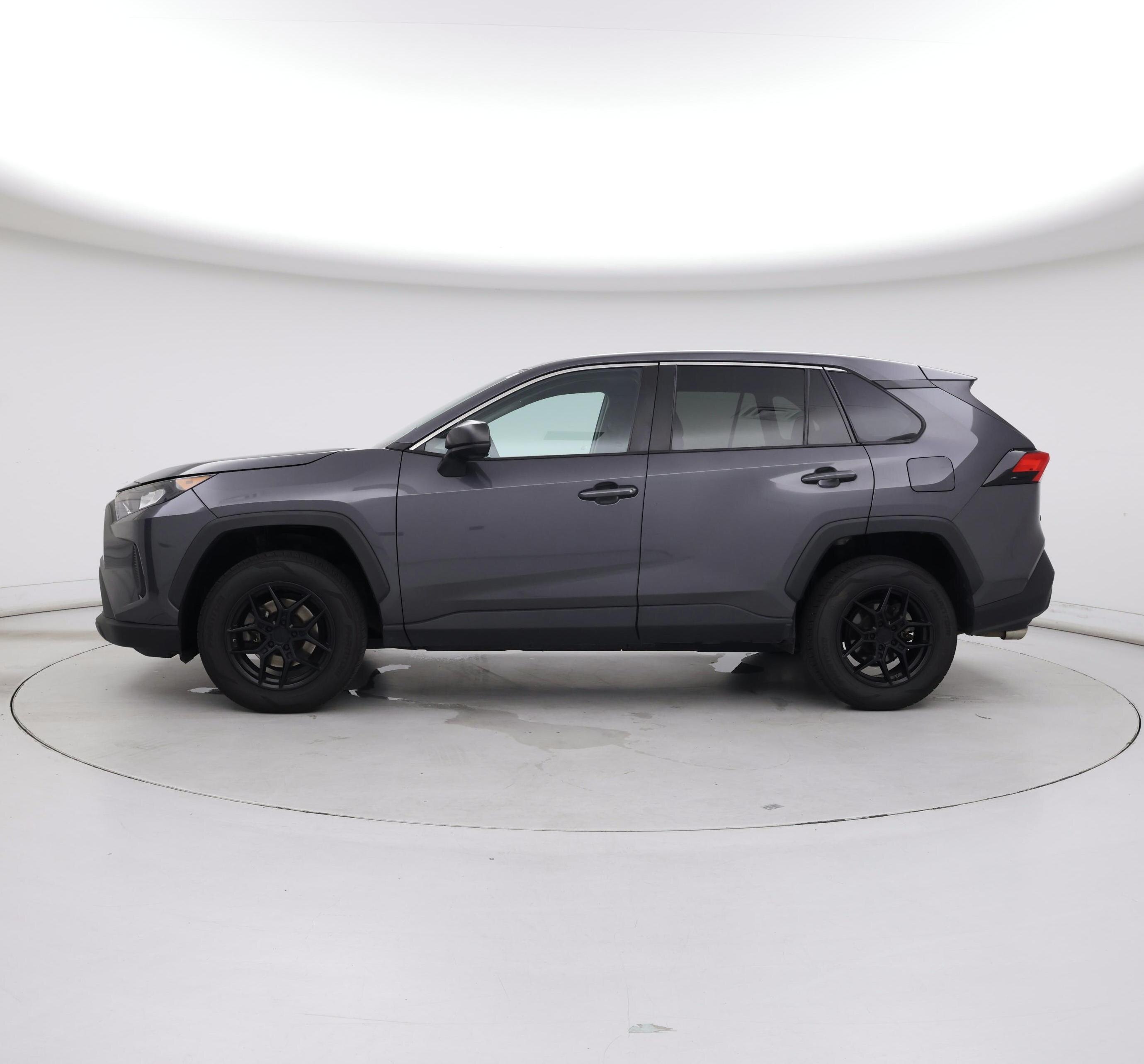 Thumbnail: 2022 Toyota RAV4 - 3