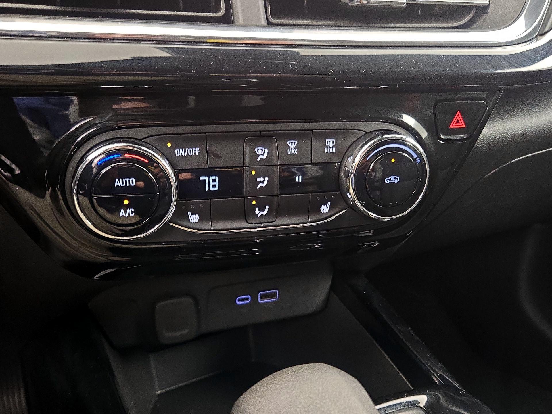 Thumbnail: 2024 Chevrolet Trax - 16