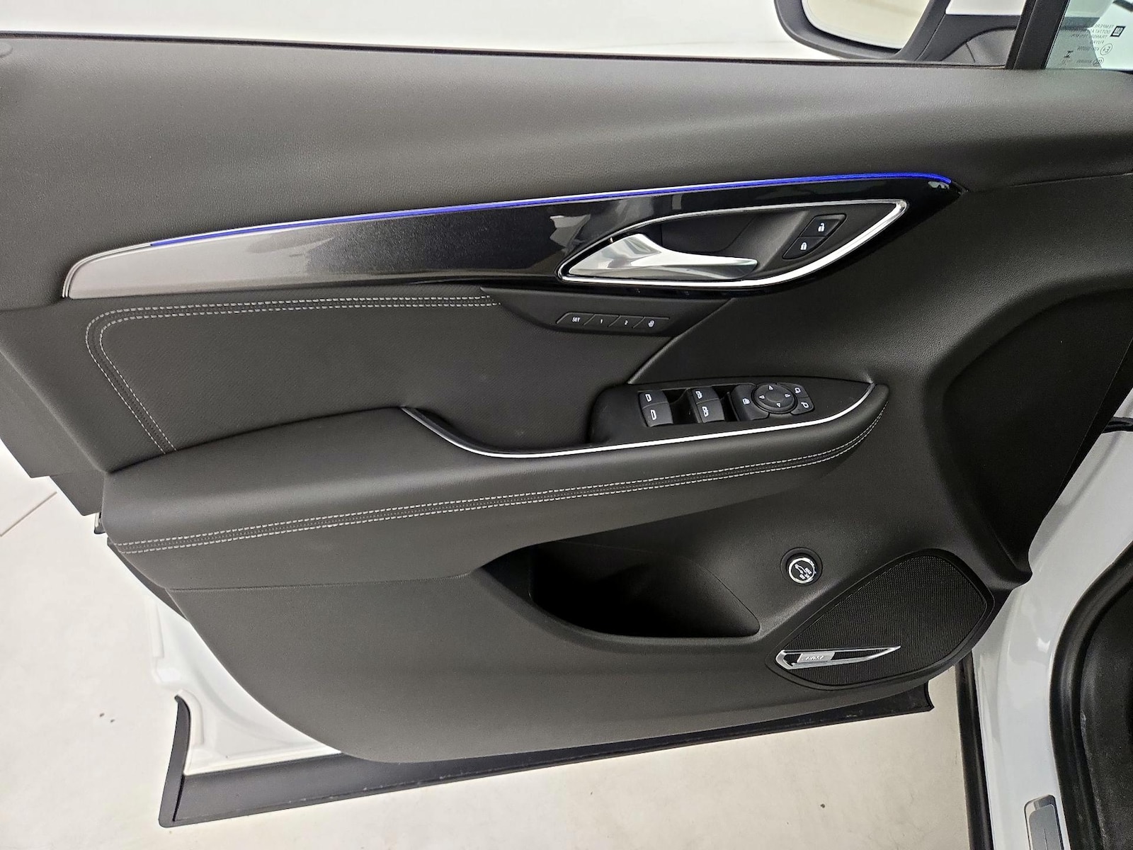 2025 Buick Envision Preferred - Photo 13