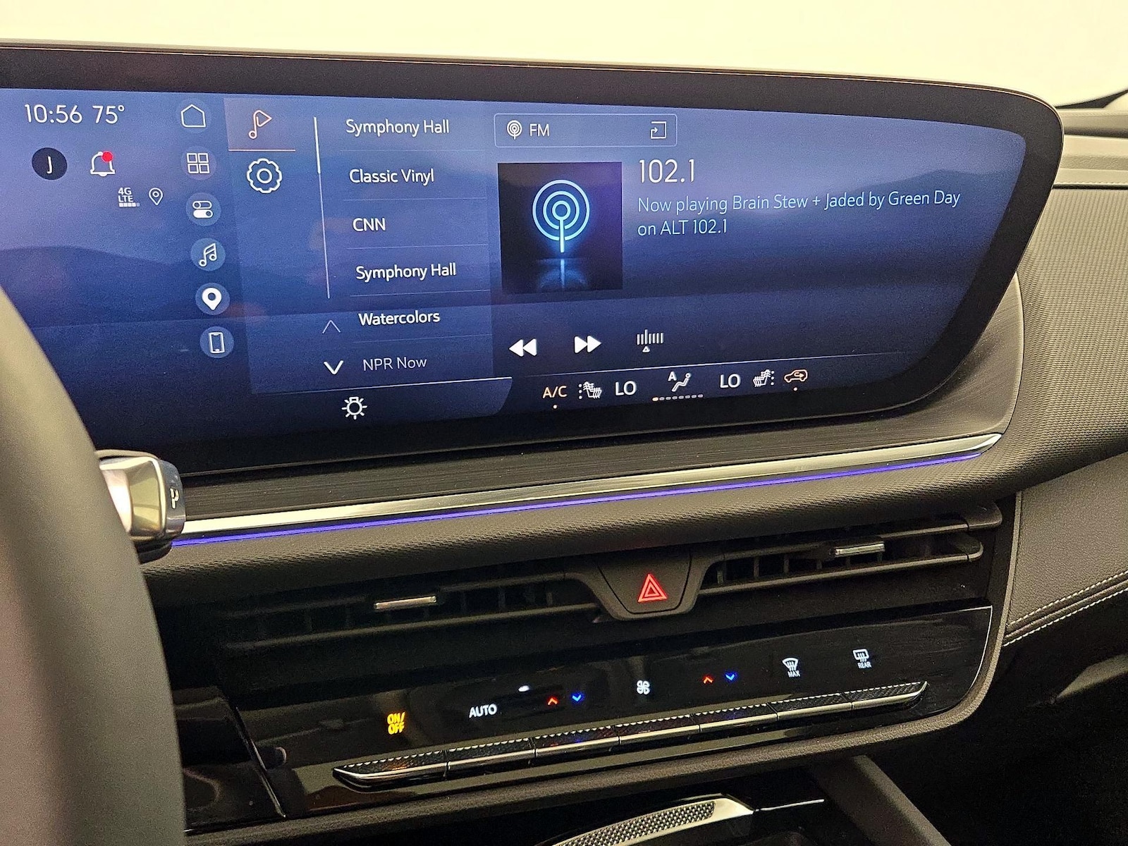 2025 Buick Envision Preferred - Photo 17