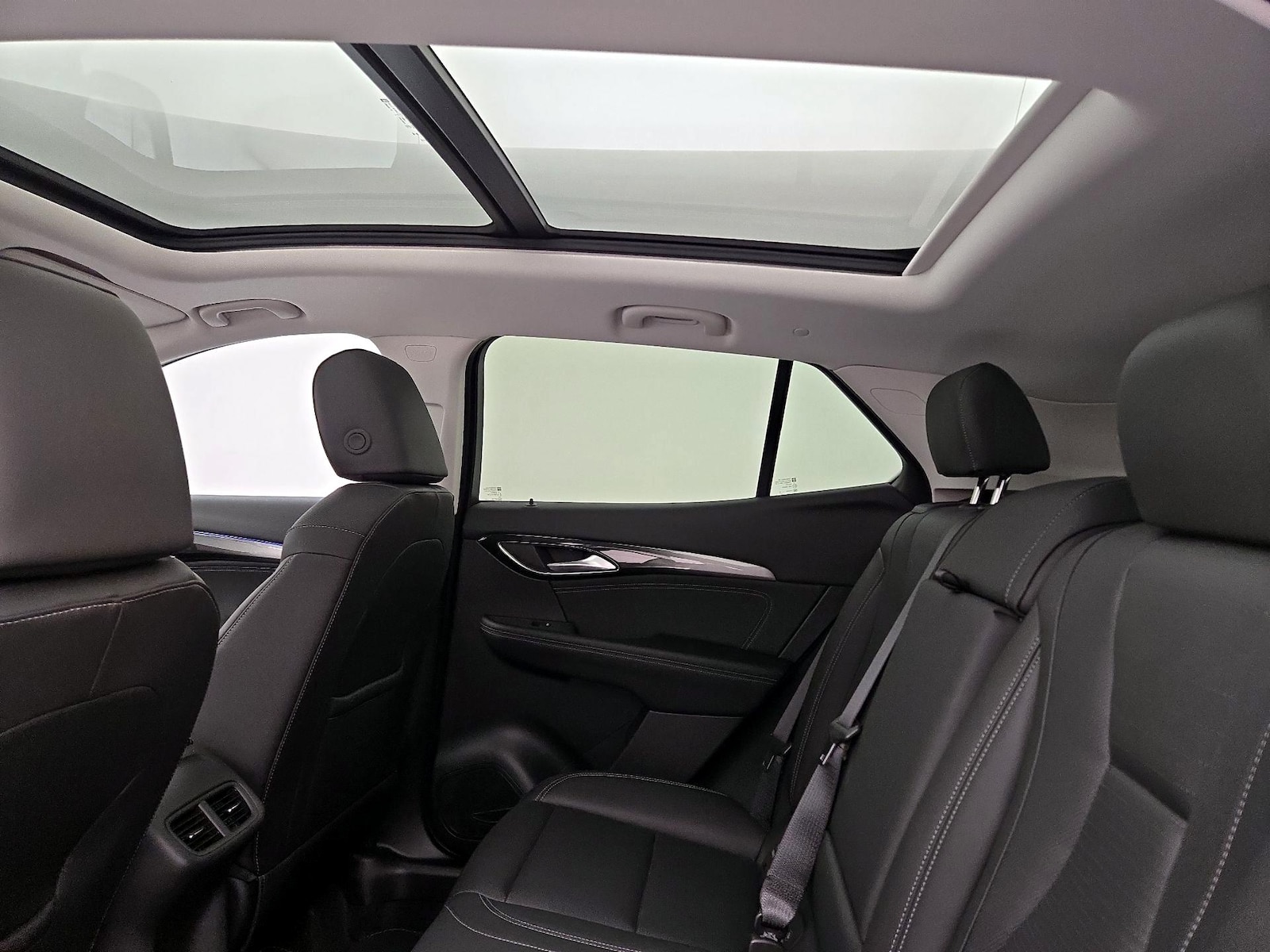2025 Buick Envision Preferred - Photo 26