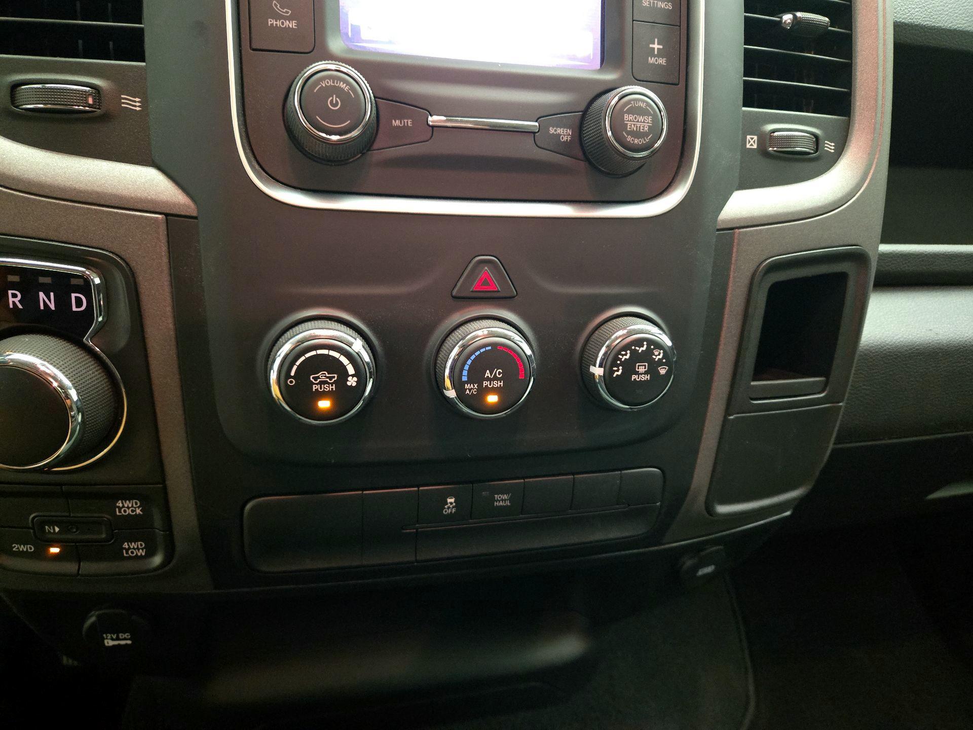 Thumbnail: 2022 RAM 1500 Classic - 14